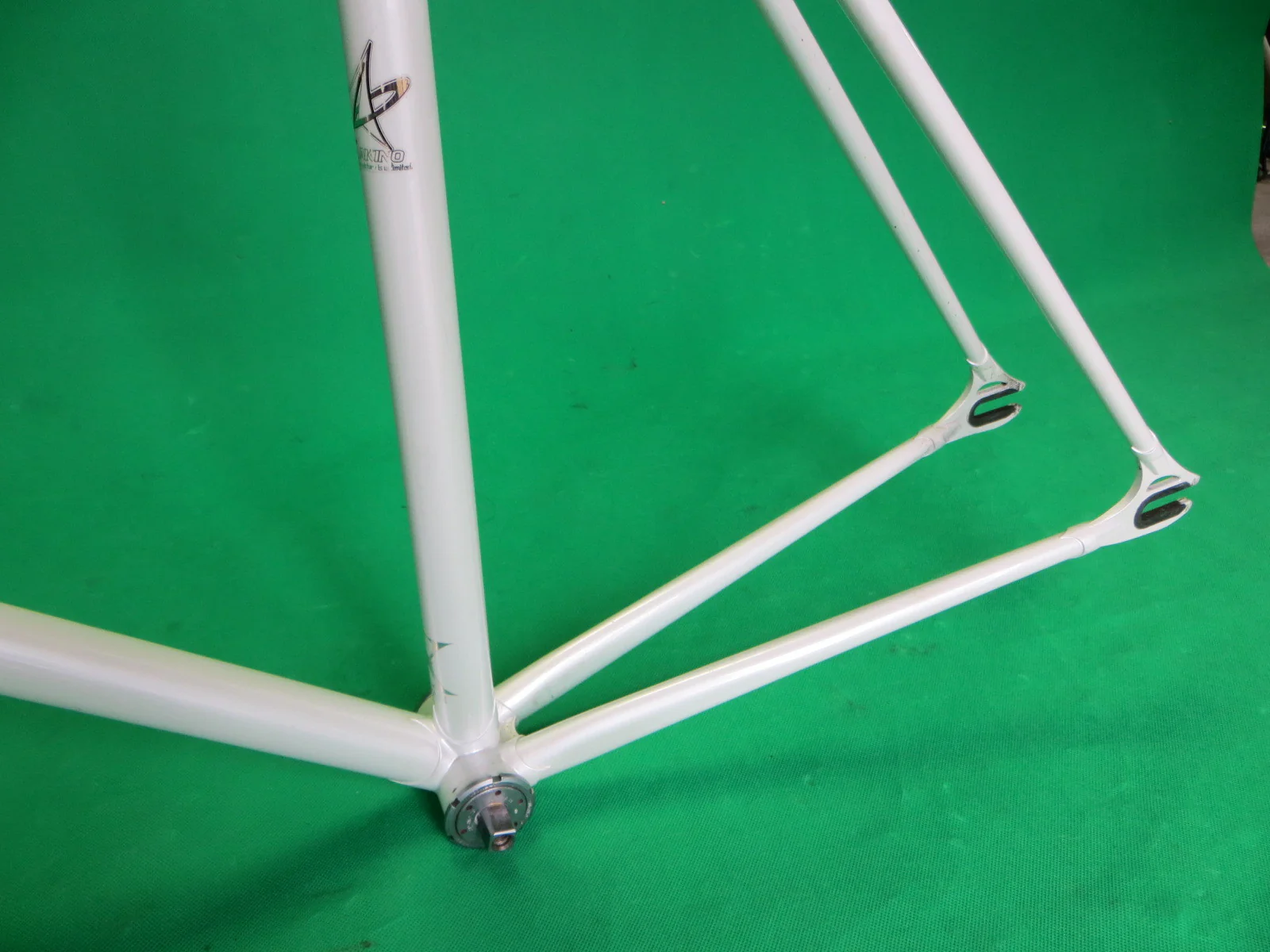 MAKINO // White w. COLUMBUS MAX FORK 2012 // 52.5cm - Image 7
