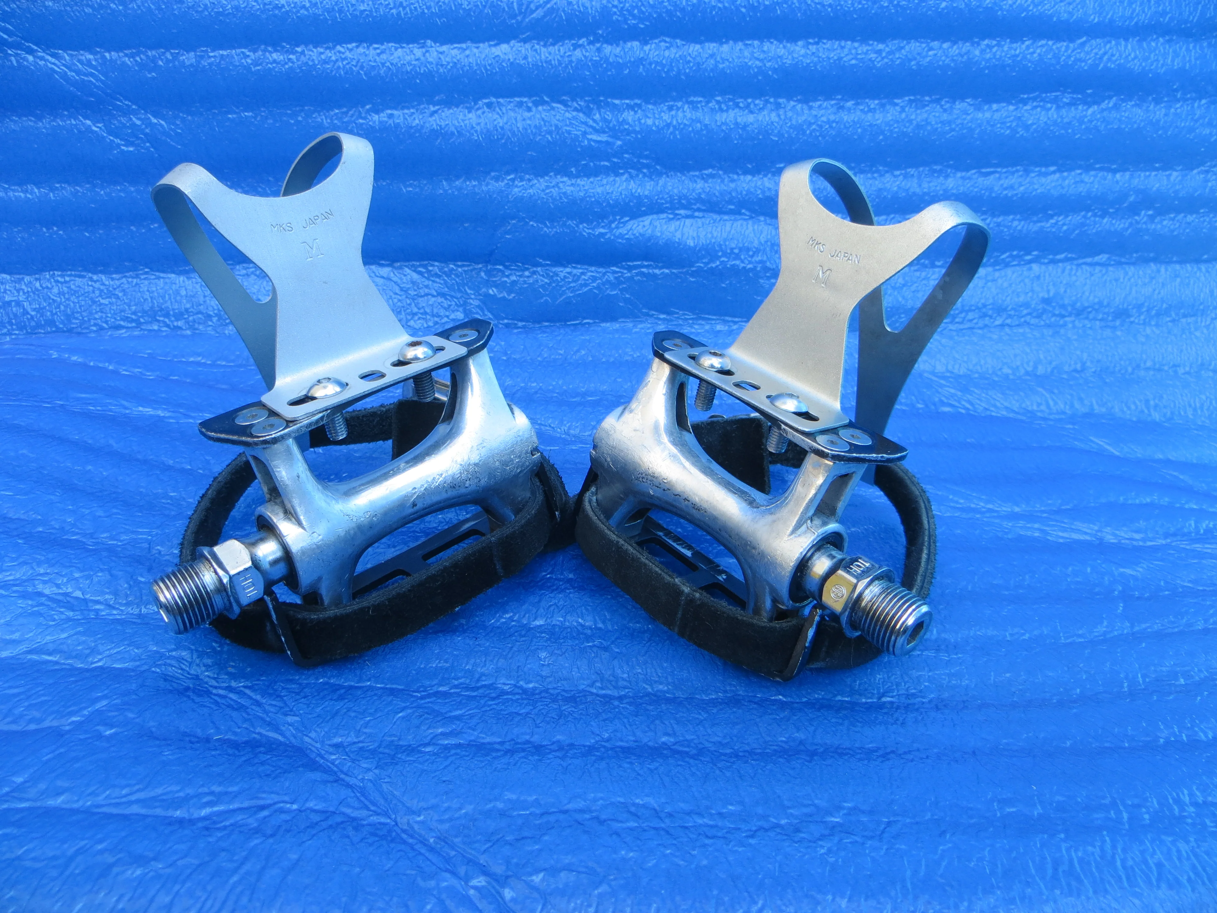 MKS Custom Nuevo NJS Pedals , MKS NJS M-size AA Clips and MKS Fit-alfa NJS Toe Straps (26011309) - Image 3
