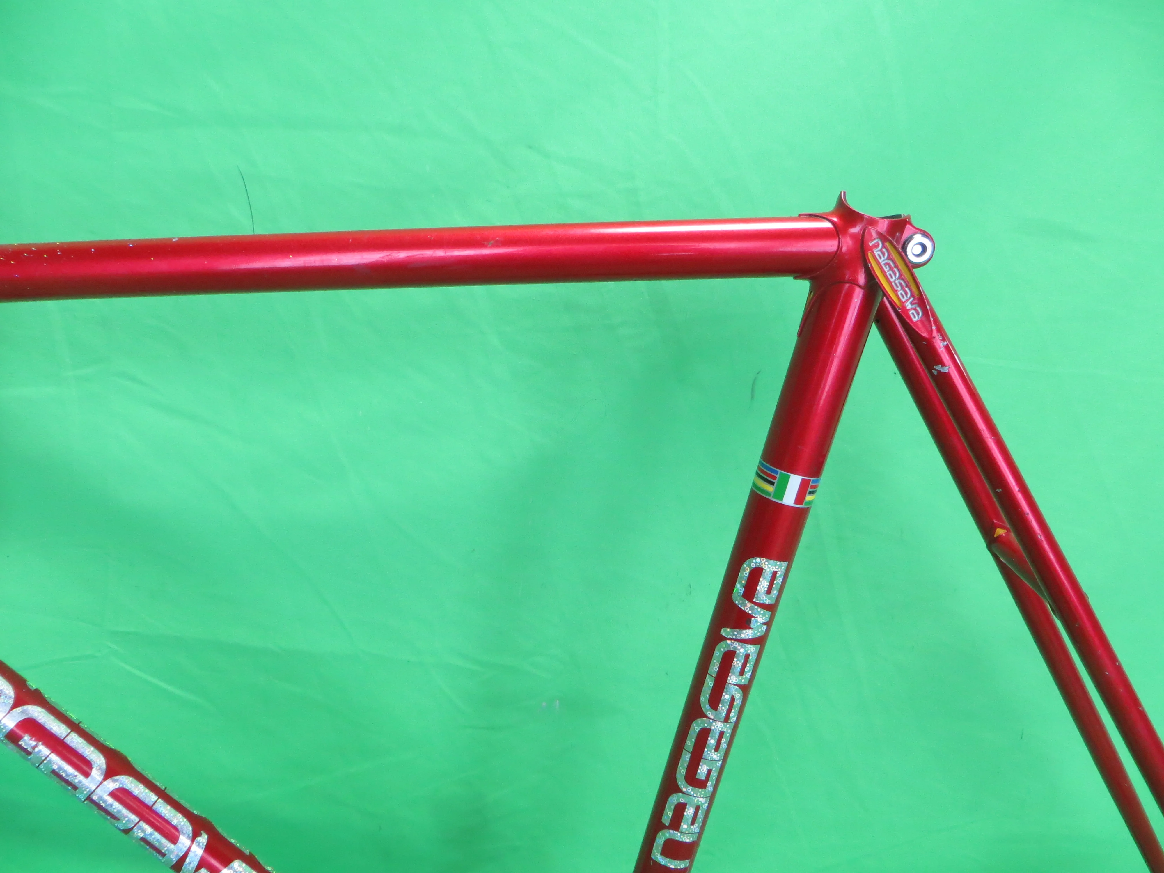 Nagasawa // Red Metallic with rainbow flake // 54.5cm - Image 6