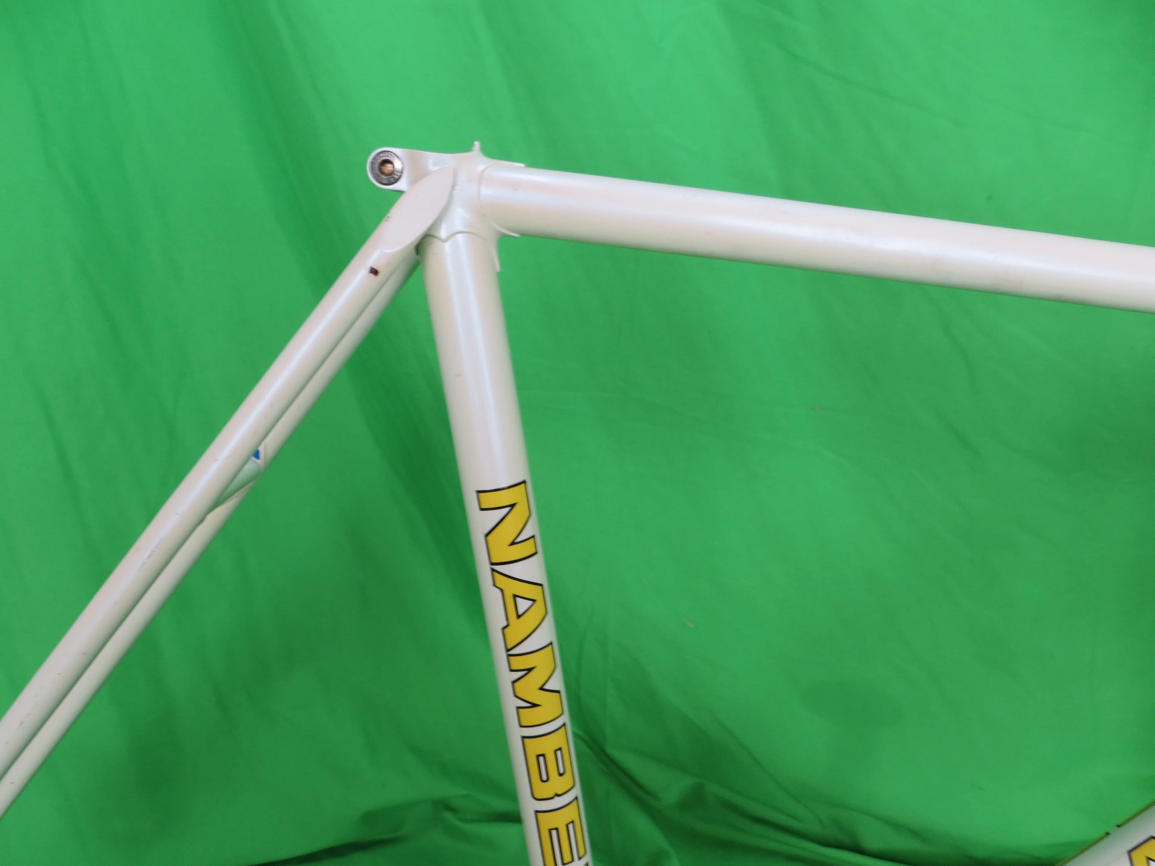 NAMBEI // White // 52cm - Image 12