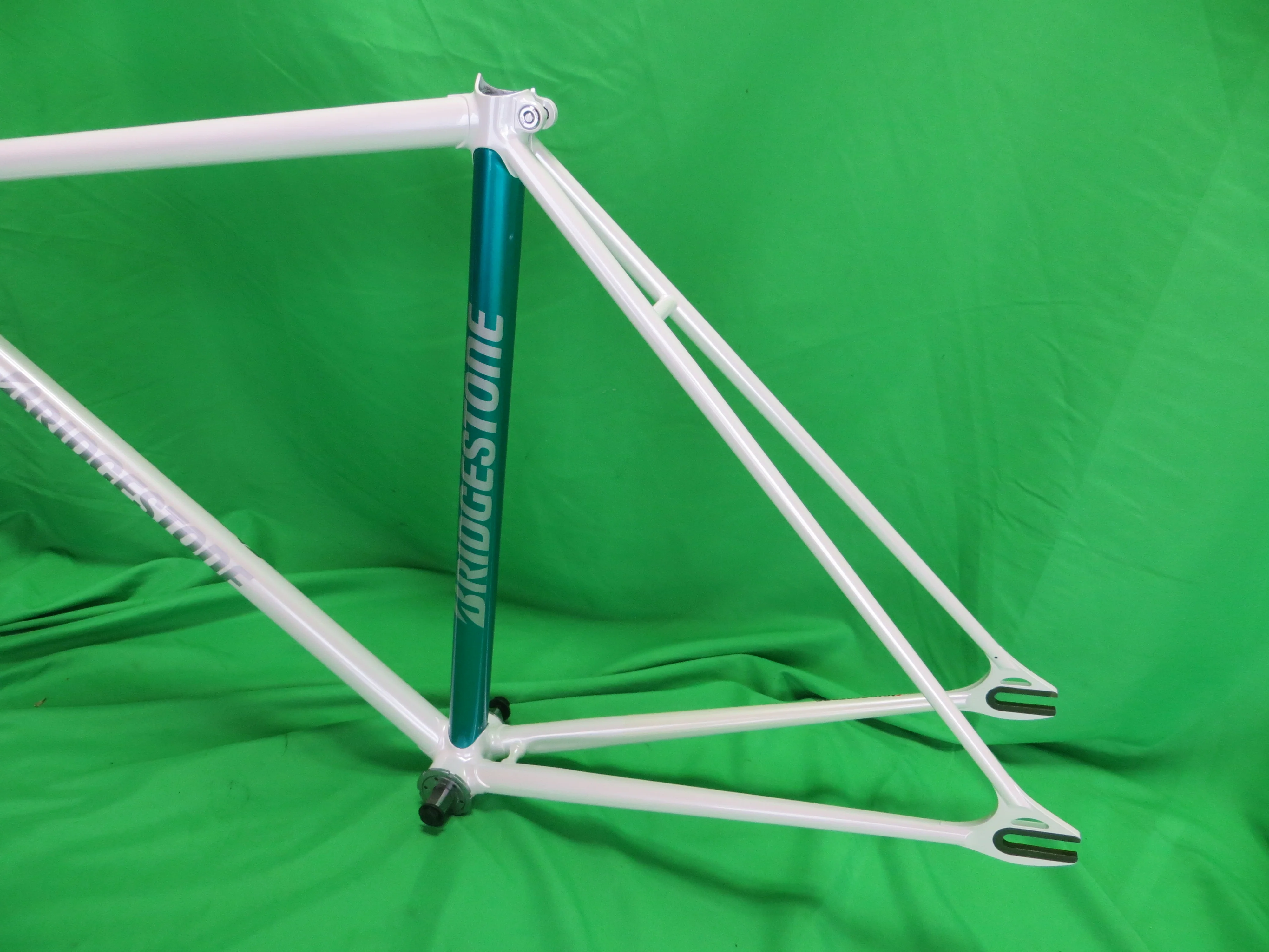 Never Used Bridgestone // White / Turquoise Metallic // 48.5cm - Image 8