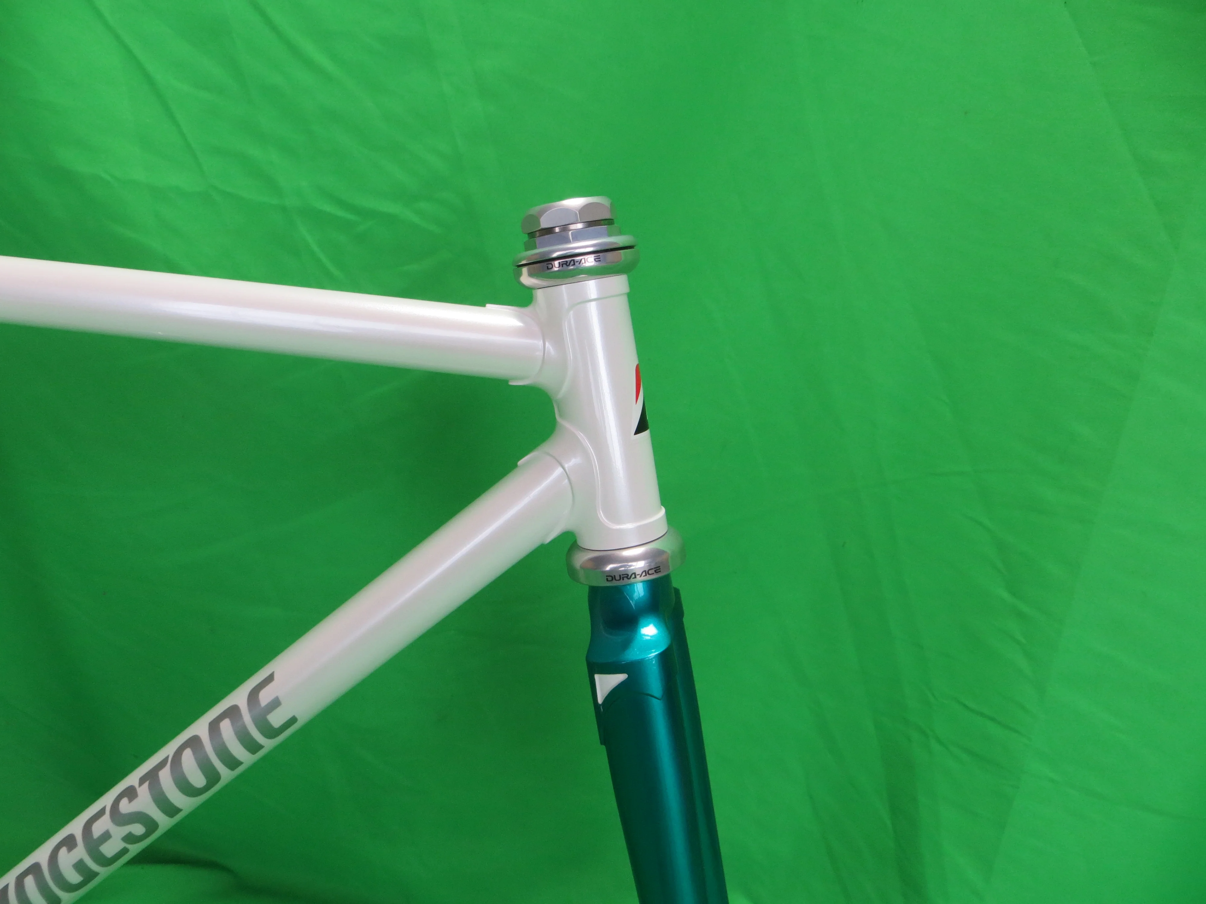 Never Used Bridgestone // White / Turquoise Metallic // 48.5cm - Image 9