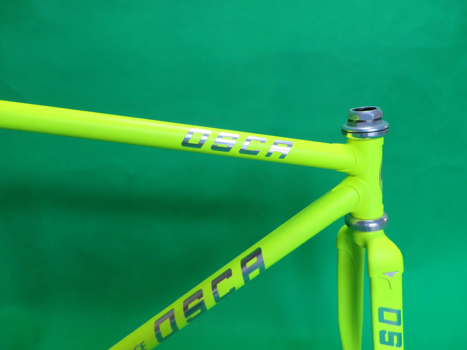OSCA Columbus Max Fork 2019 // Matte Neon Yellow / Matte Silver Two Tone // 49cm - Image 11