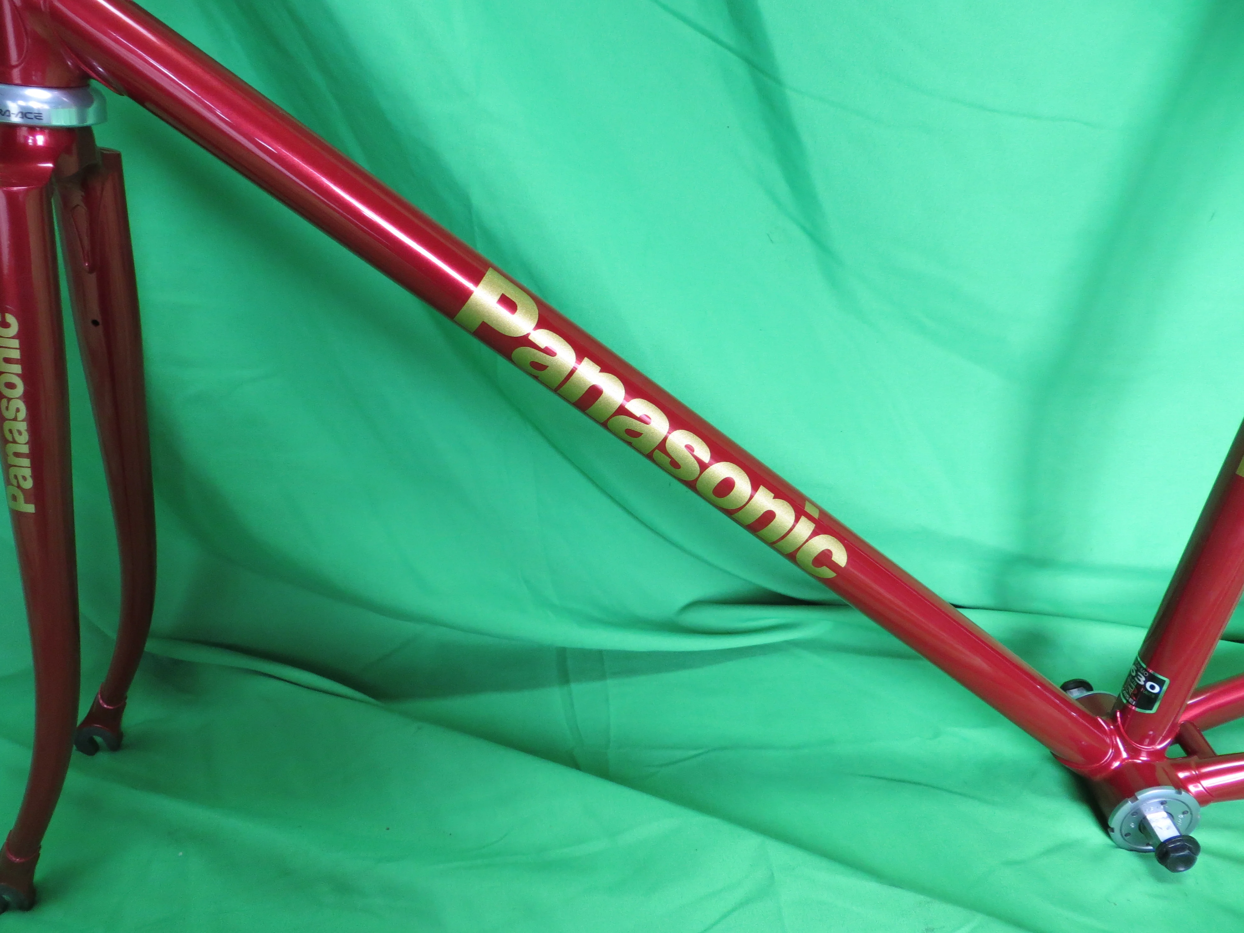 PANASONIC // Red Metallic // Kaisei 8630R  // 53cm - Image 6