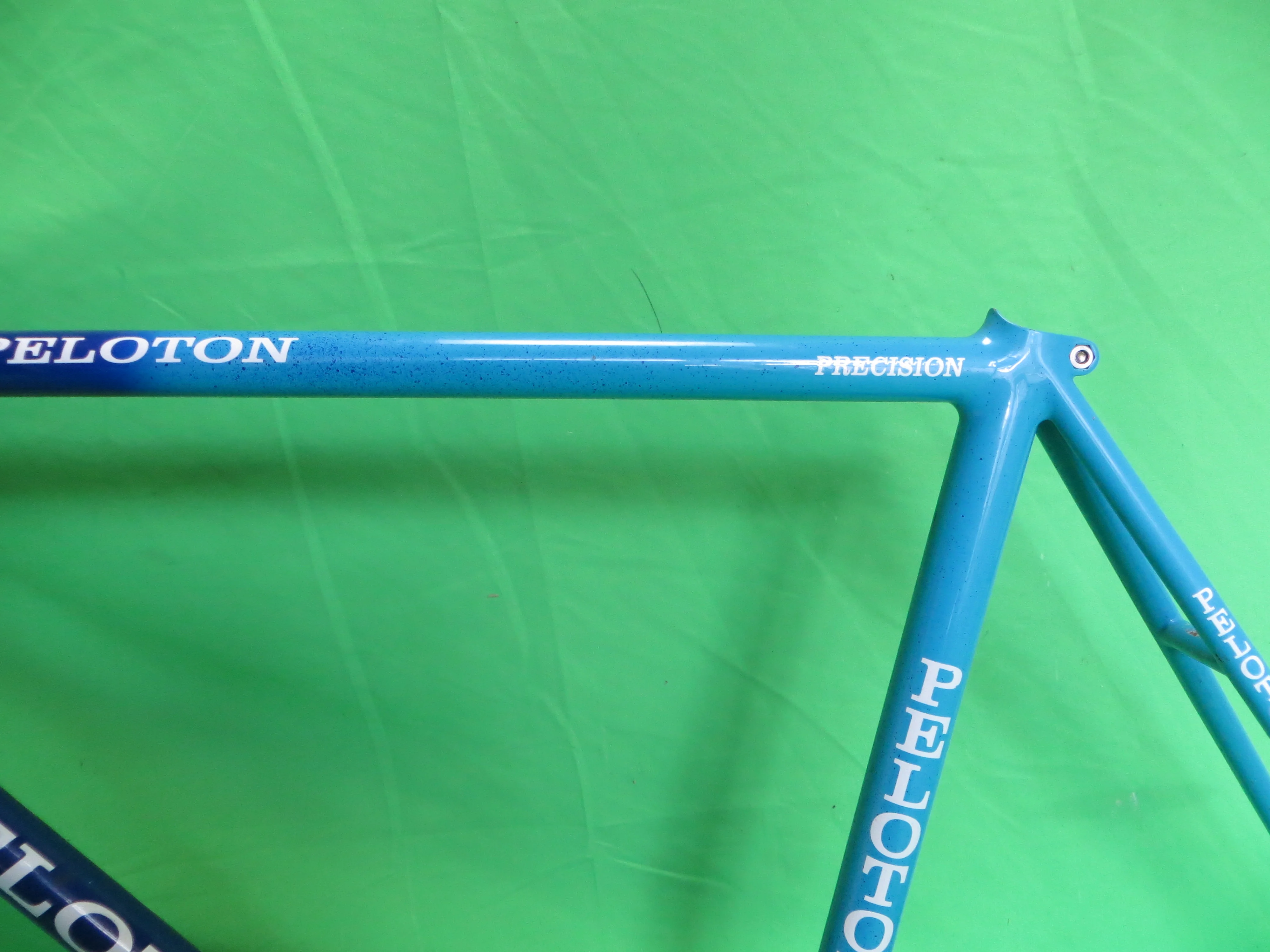 Peloton // Blue / Light Blue Fade // 50.5cm // For Repairs - Image 3