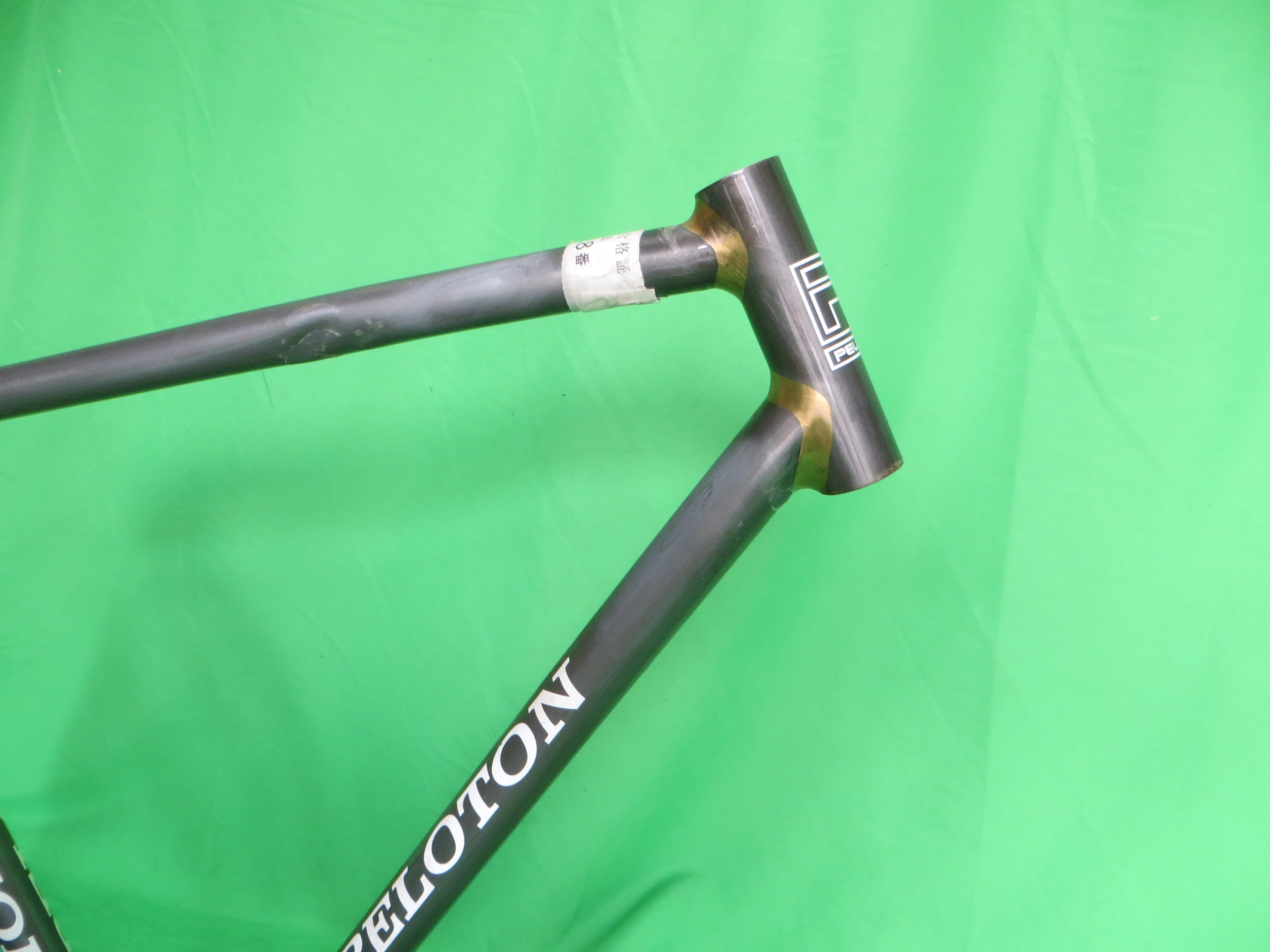 Peloton // Uncolored // 52cm // For Repairs - Image 7
