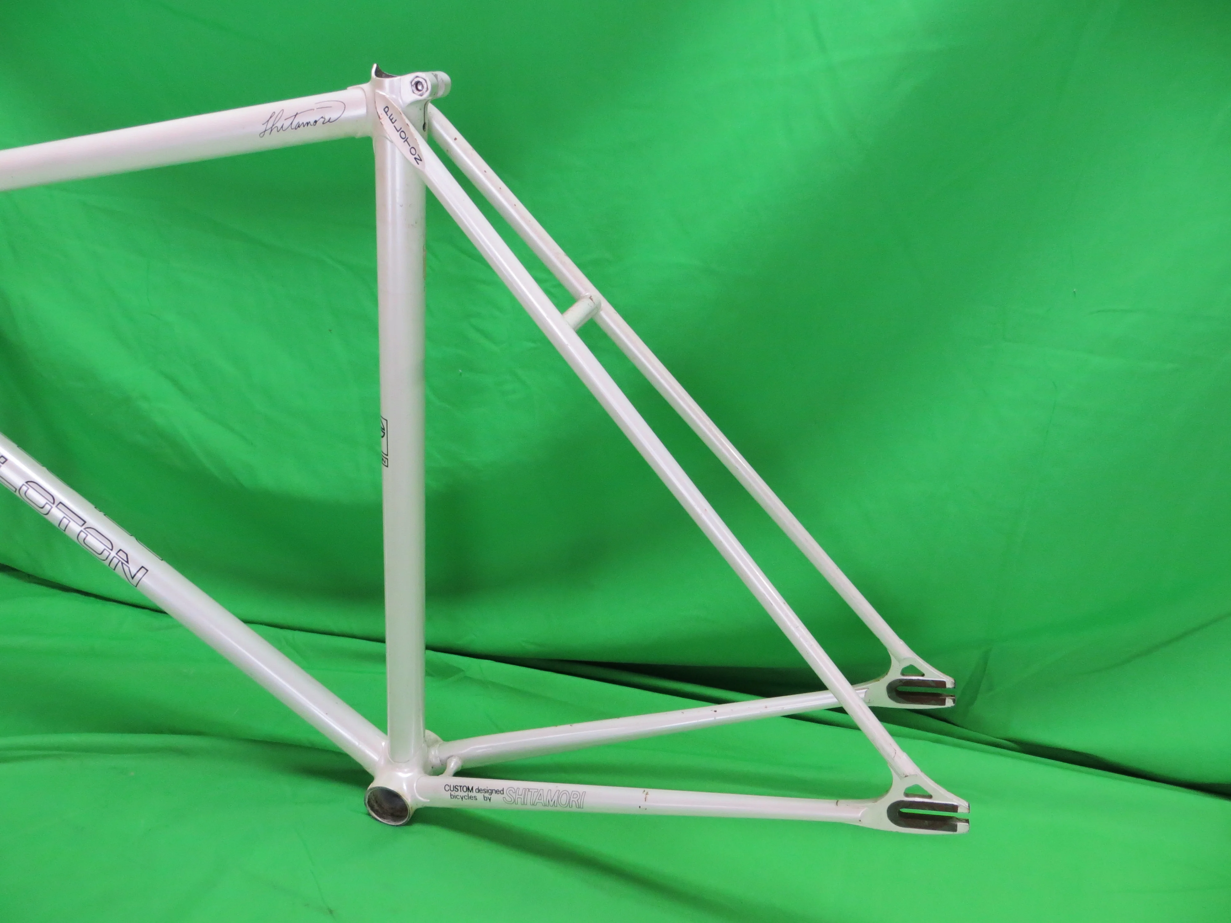 Vintage PELOTON // White // 52cm - Image 8