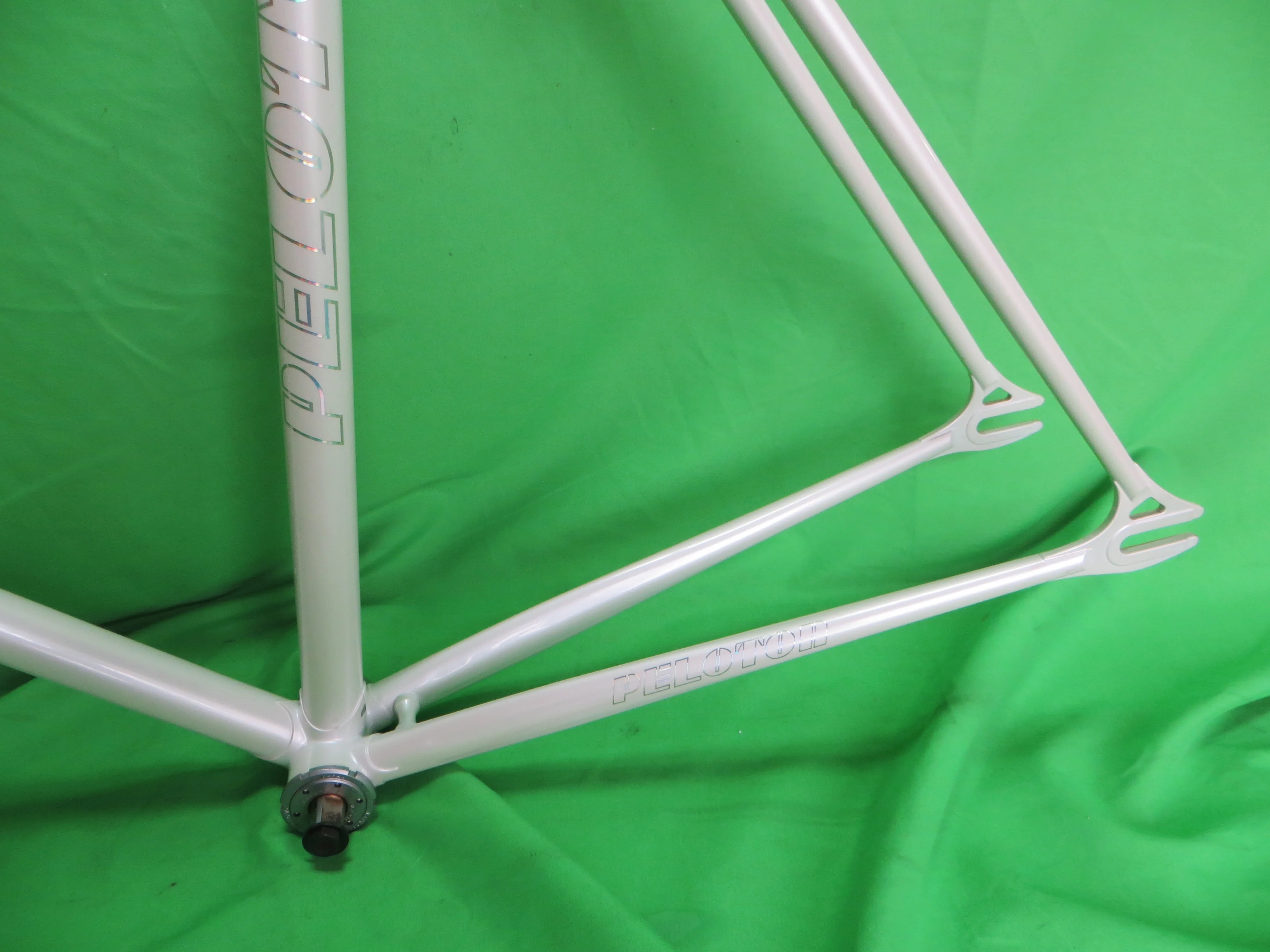 Peloton // White // 53cm - Image 7