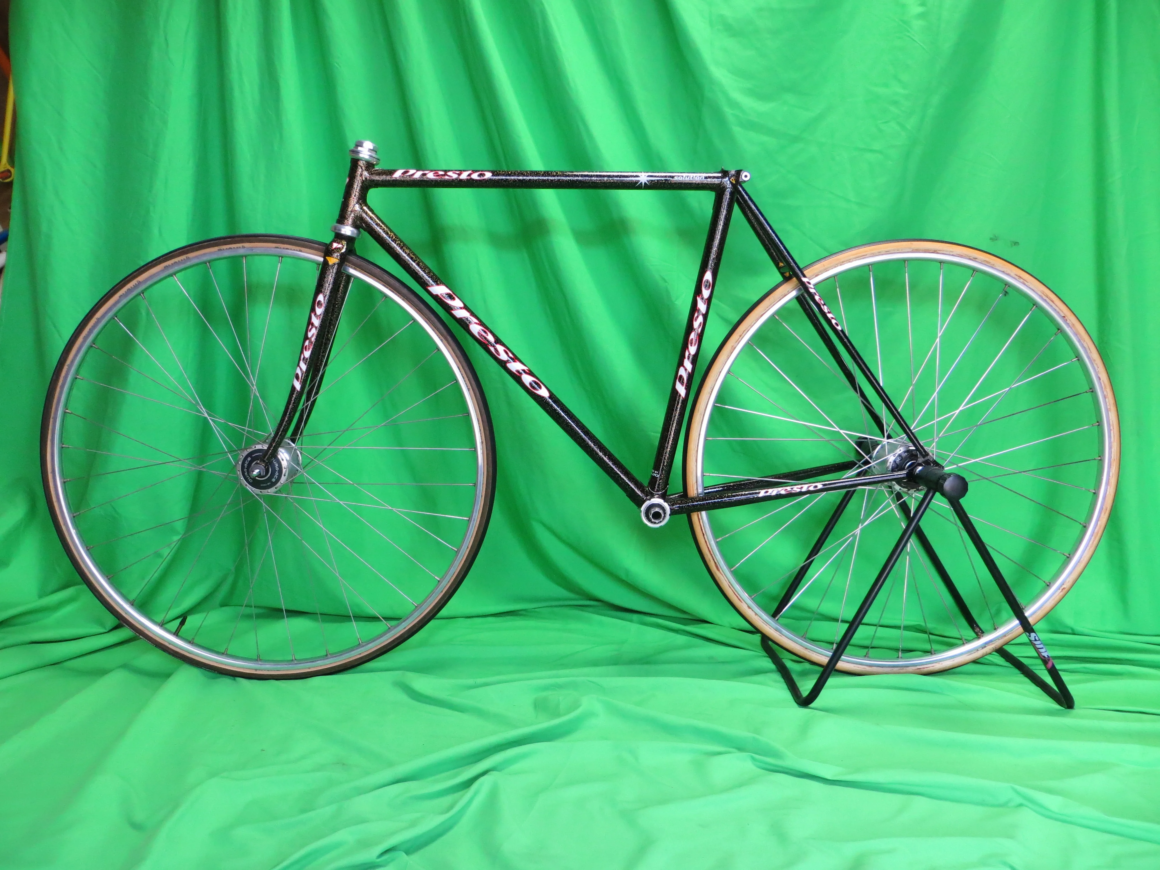 Presto // Black with Gold Flake #2 // 50.5cm - Image 16