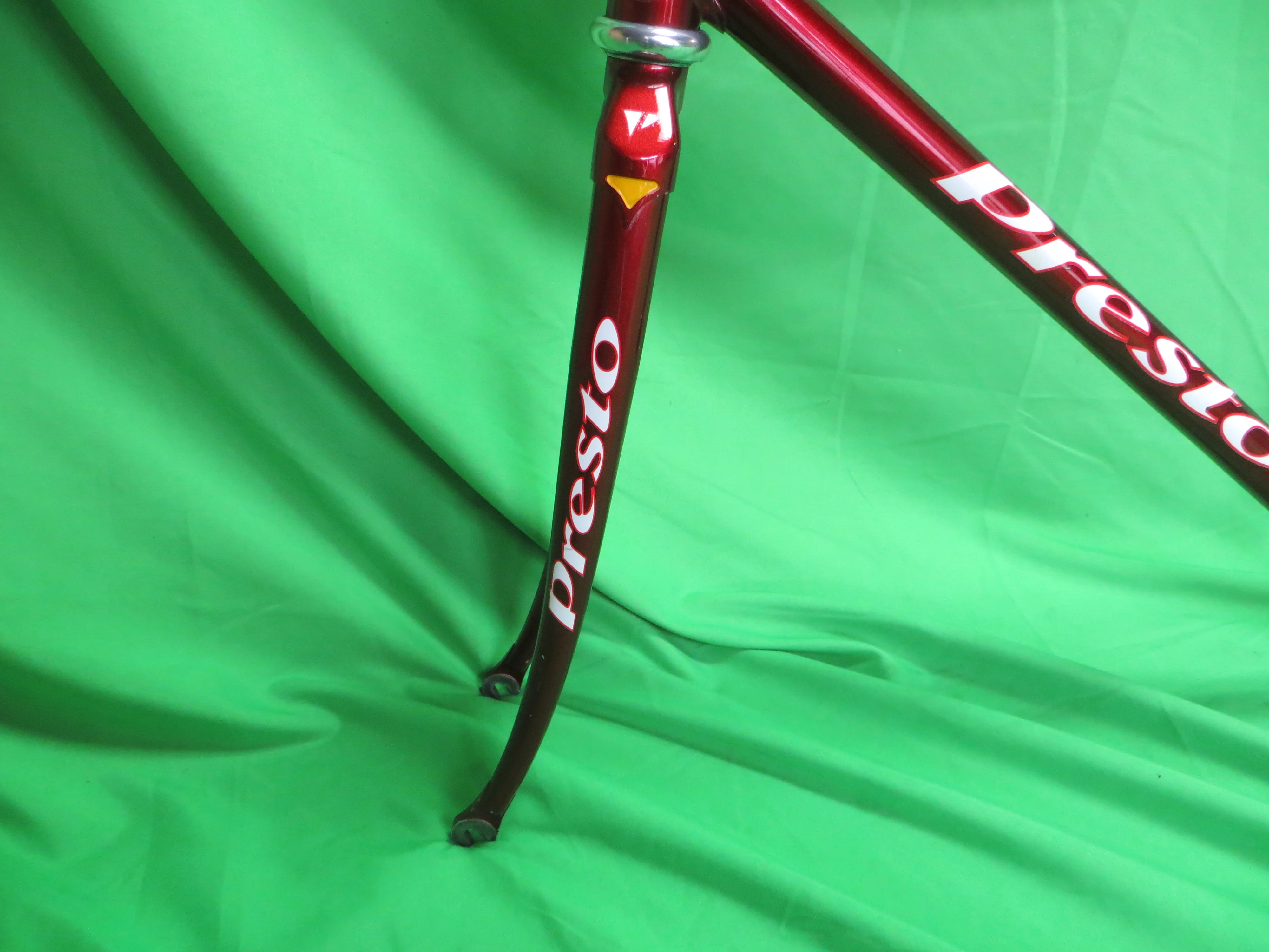 PRESTO // Deep Red Metallic // 50cm - Image 3
