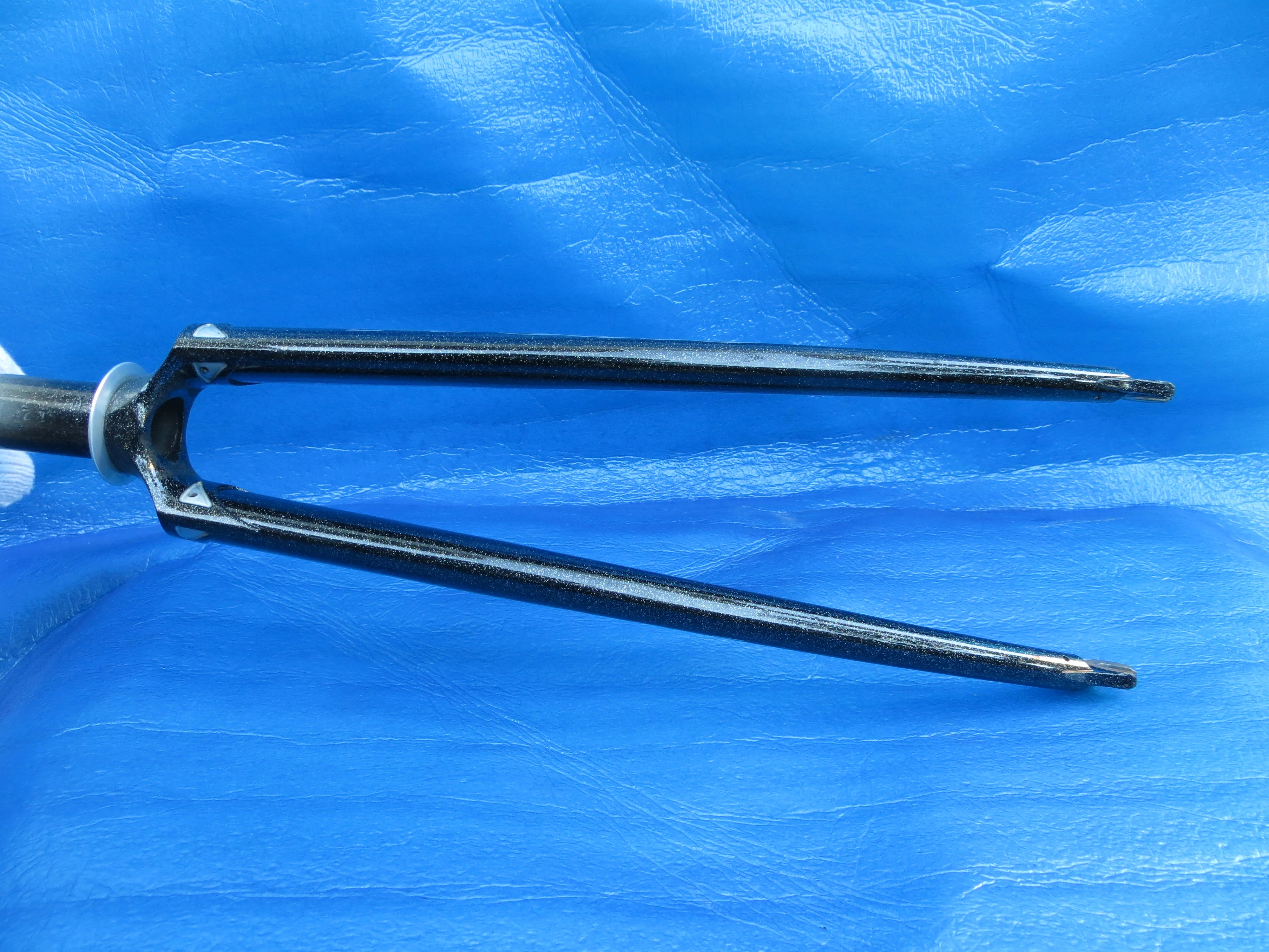 Presto Front Fork 136mm steering Column 9mm Slot - Image 4