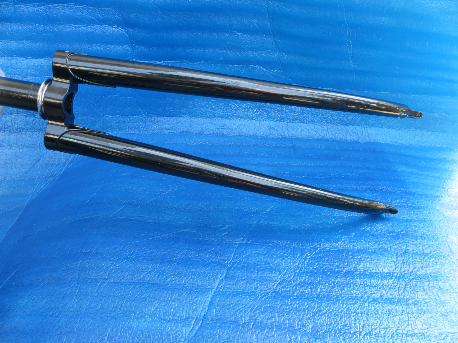 Presto Front Fork 135mm Steering Column Length /9mm Axle Slot - Image 4