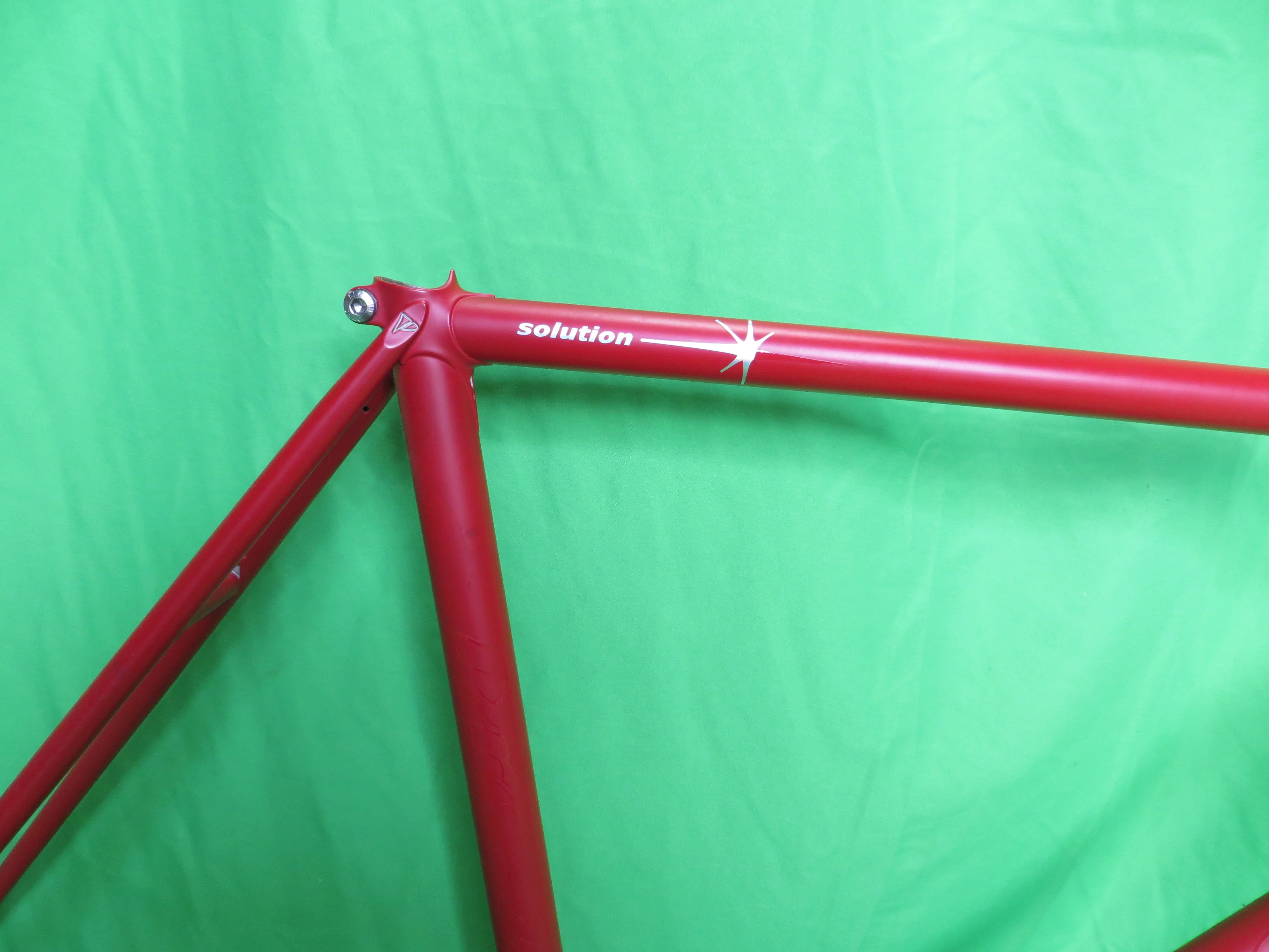PRESTO // Matte Red // 52cm - Image 12
