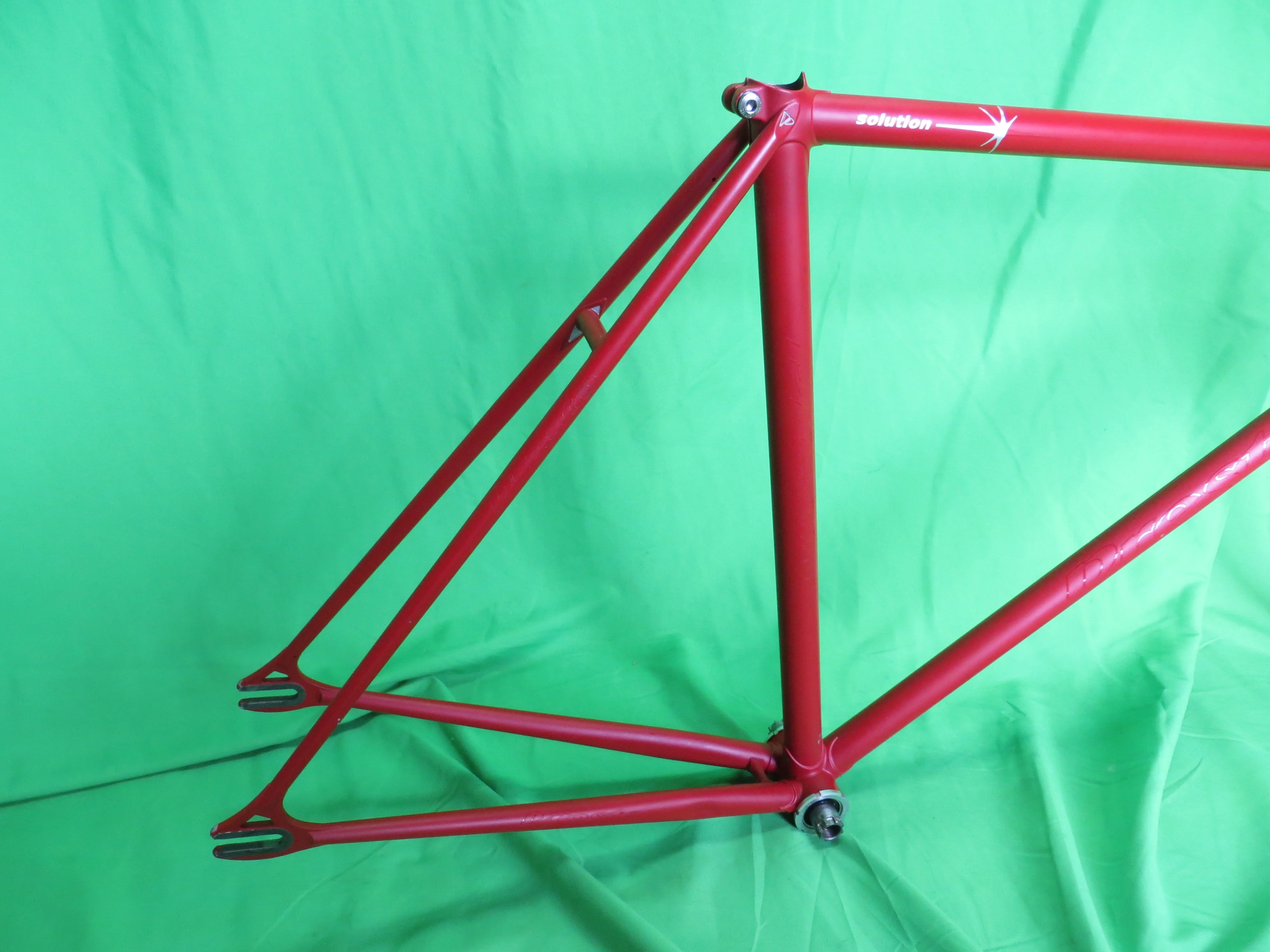 PRESTO // Matte Red // 52cm - Image 15