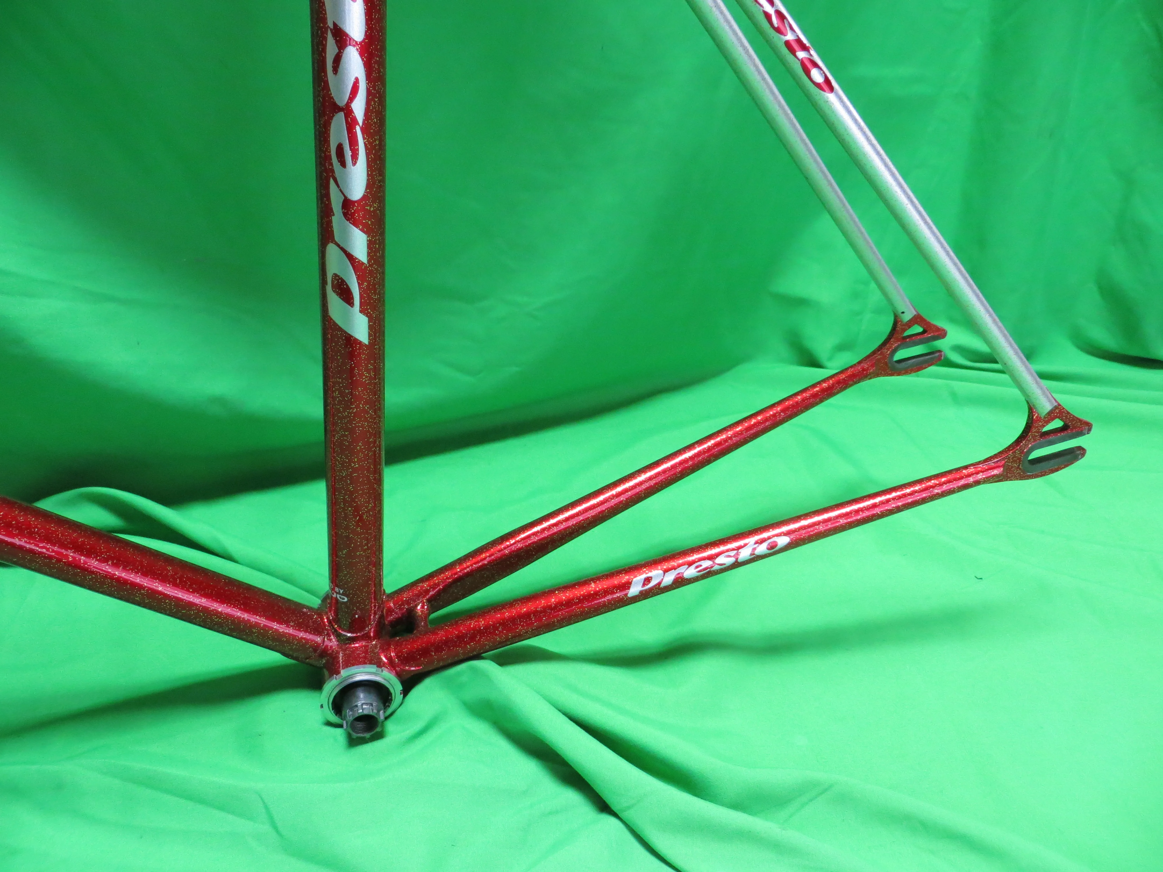 Presto Columbus Max Fork // Red Metallic / Silver Two Tone with Gold Flake // 51cm - Image 7