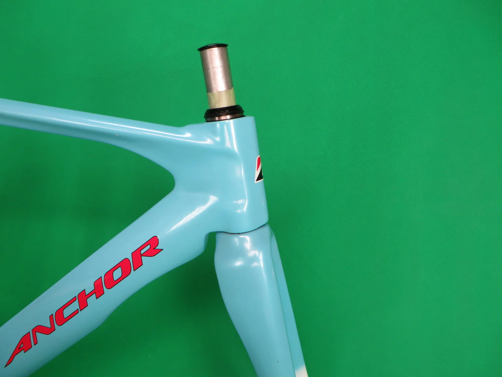 Rare! Anchor TR8 Carbon // White / Light Blue Fade // 50cm NJS Approved - Image 9