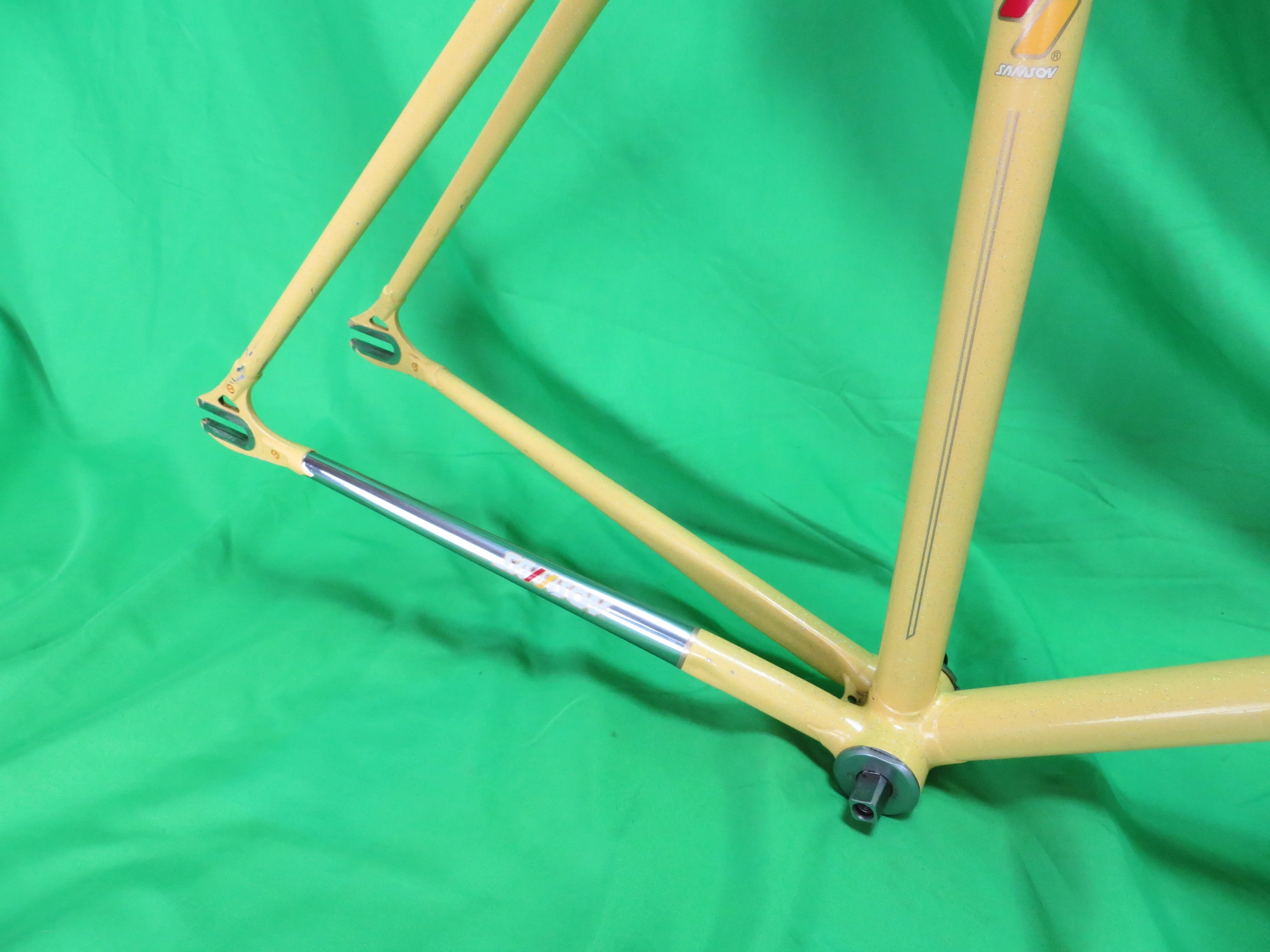 SAMSON Illusion // Yellow with rainbow flake // 50cm - Image 14