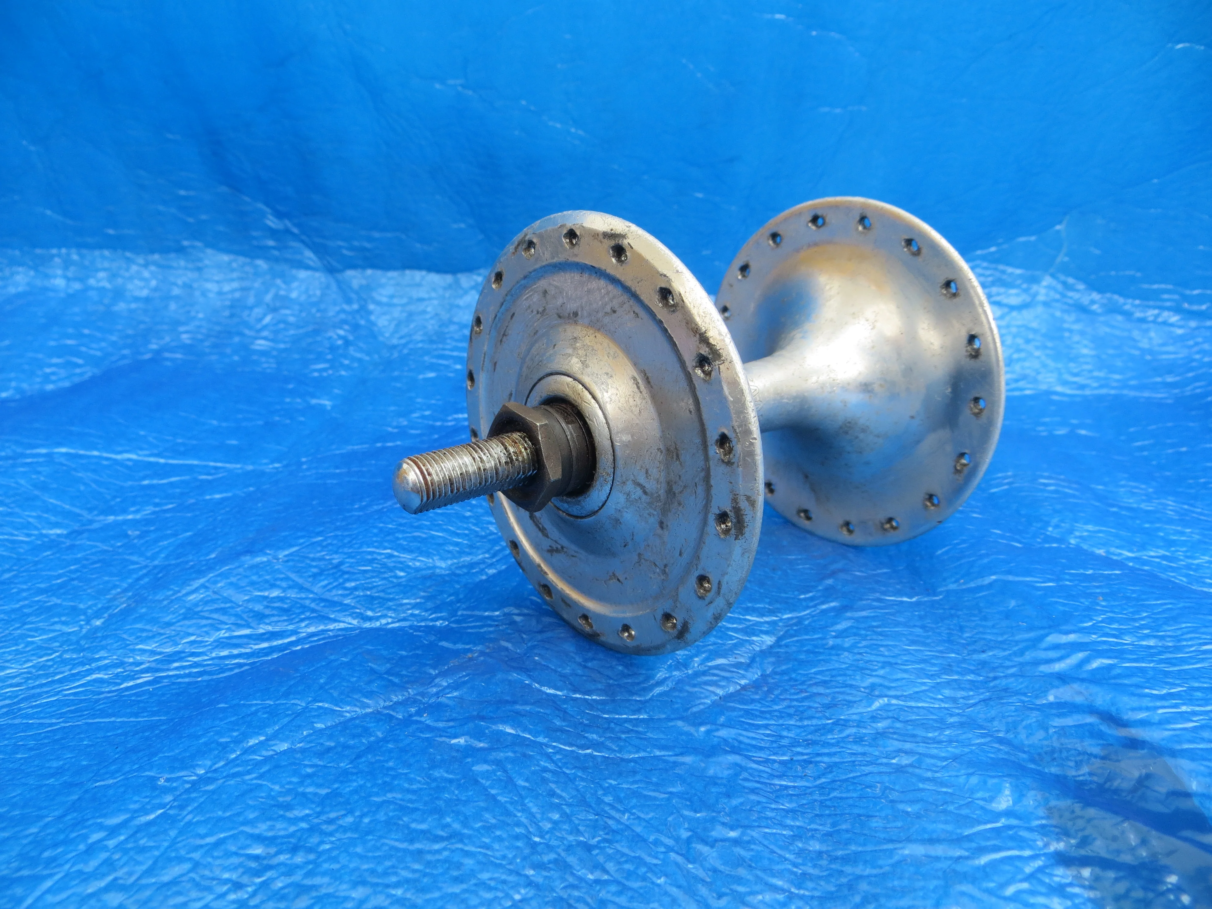 Sansin Professional 36H Front Hub NJS 8mm w/o Wheel Nuts (25070109)