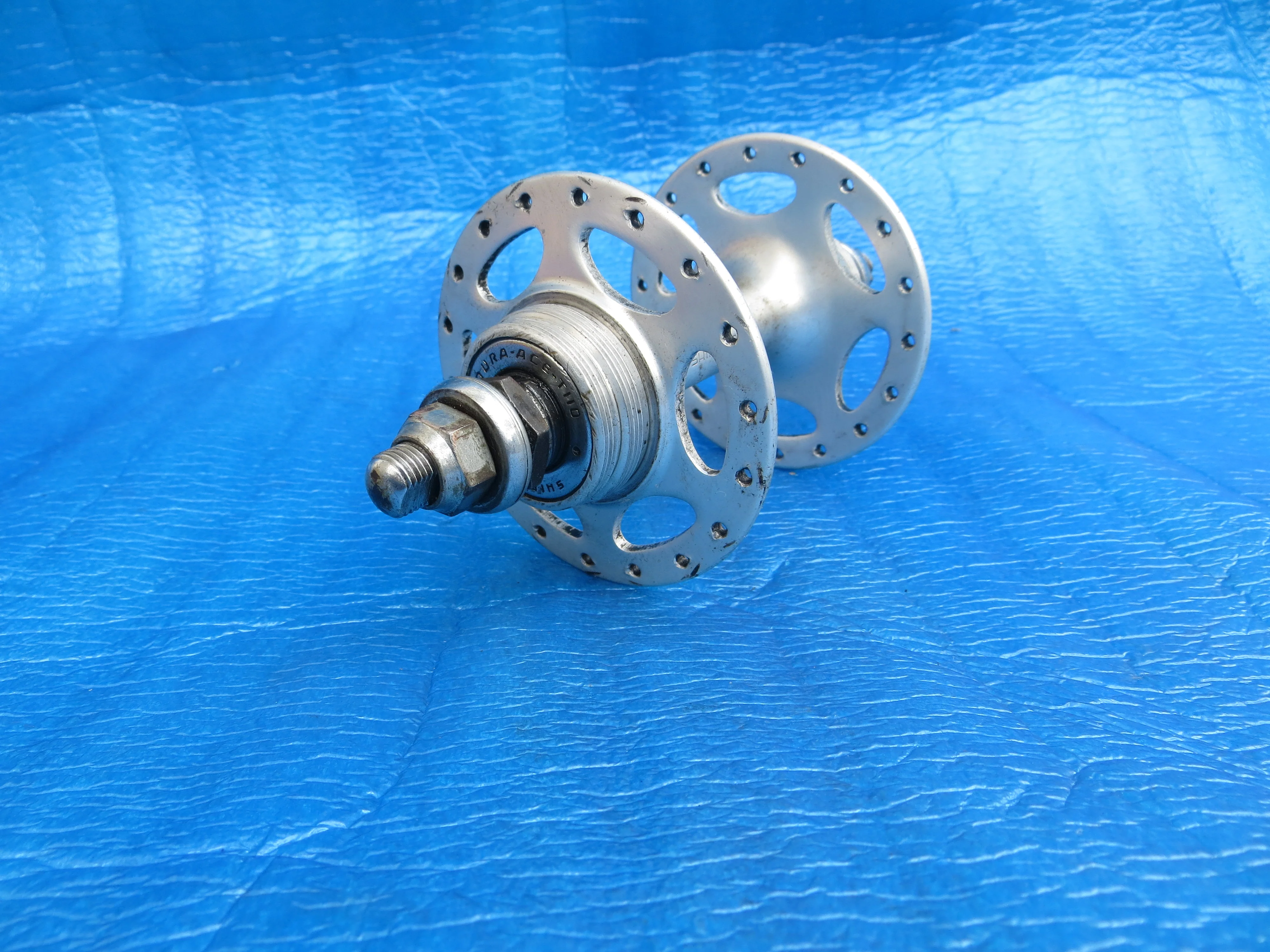 Shimano Dura Ace HB-7520 36H 110mm Rear Hub BIA (24041103) - Image 3