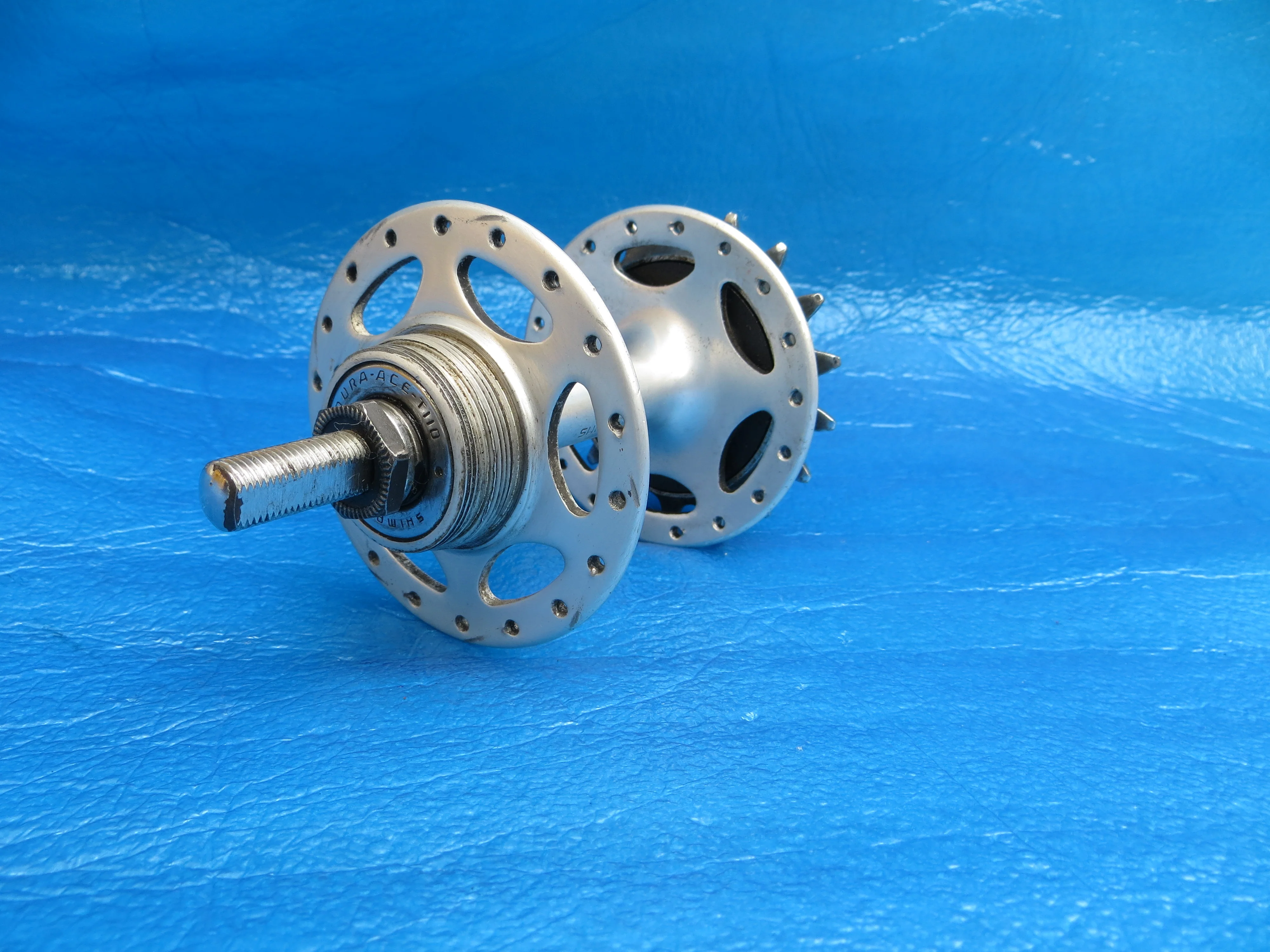 Shimano Dura Ace HB-7520 36H 110mm Rear Hub NJS (23121505) - Image 3