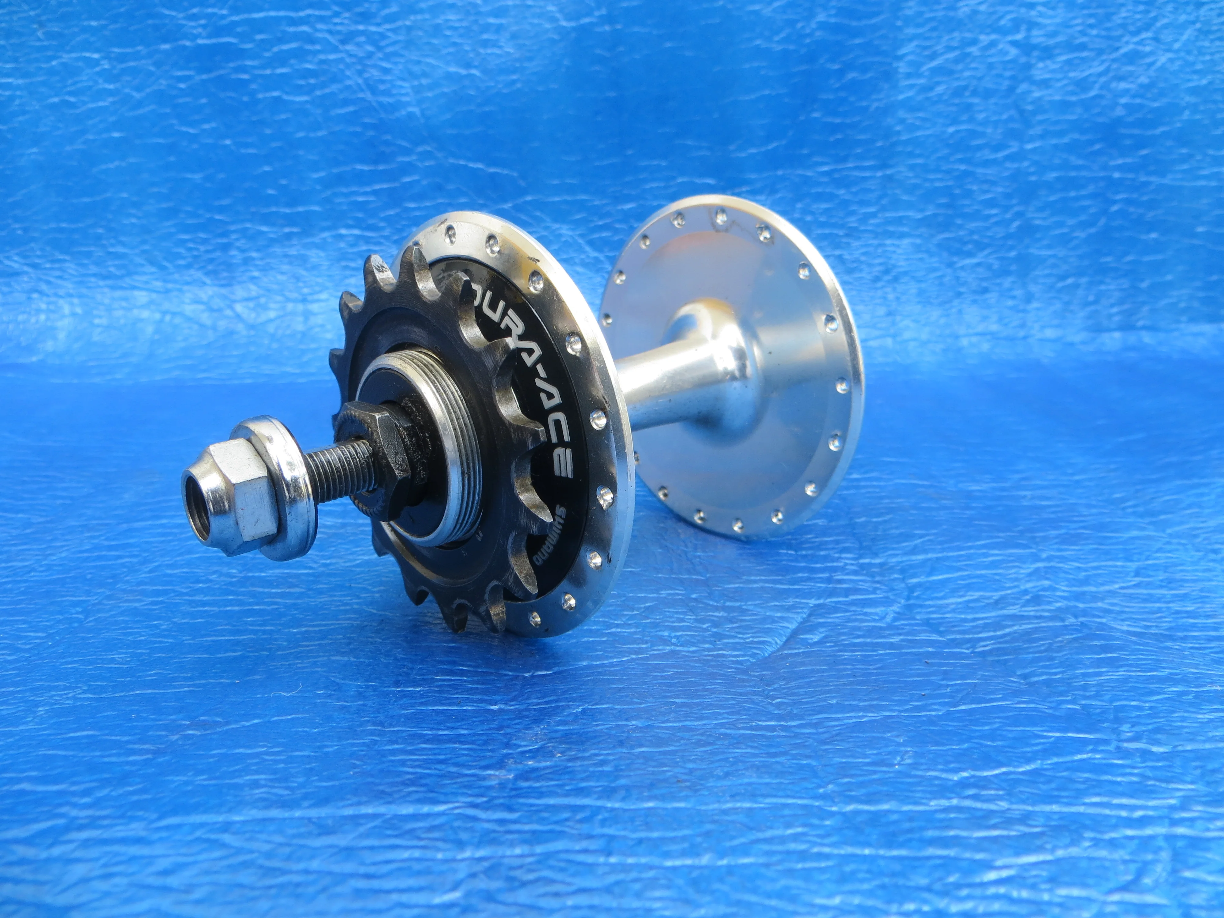 Shimano Dura Ace HB-7600 36H 110mm Rear Hub NJS (25010515) - Image 3