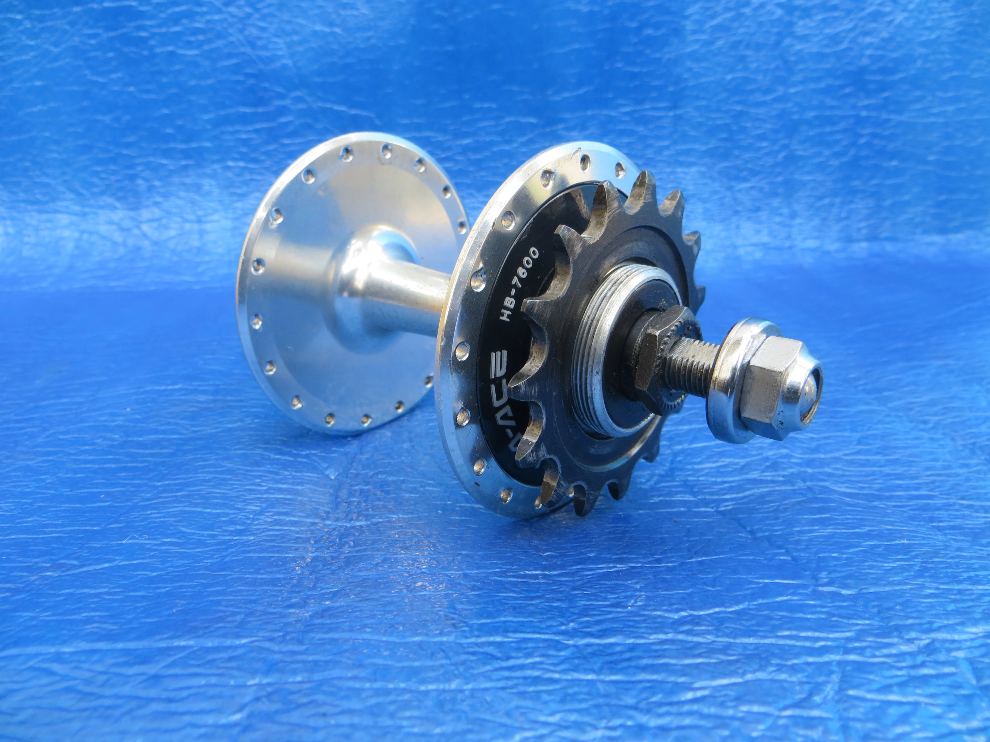 Shimano Dura Ace HB-7600 36H 110mm Rear Hub NJS (25010515) - Image 4