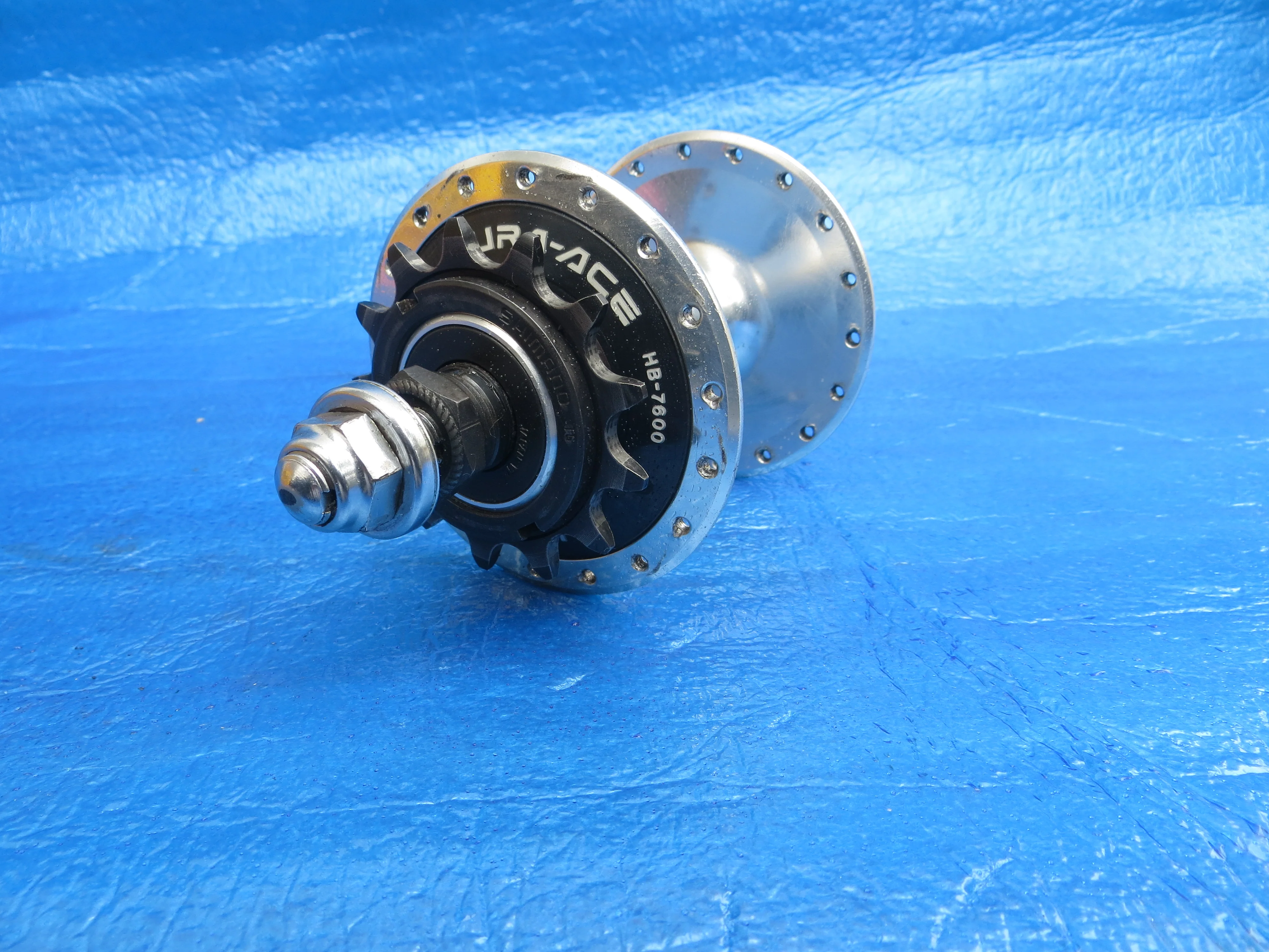 Shimano Dura Ace HB-7600 36H 120mm Rear Hub NJS (24100601)