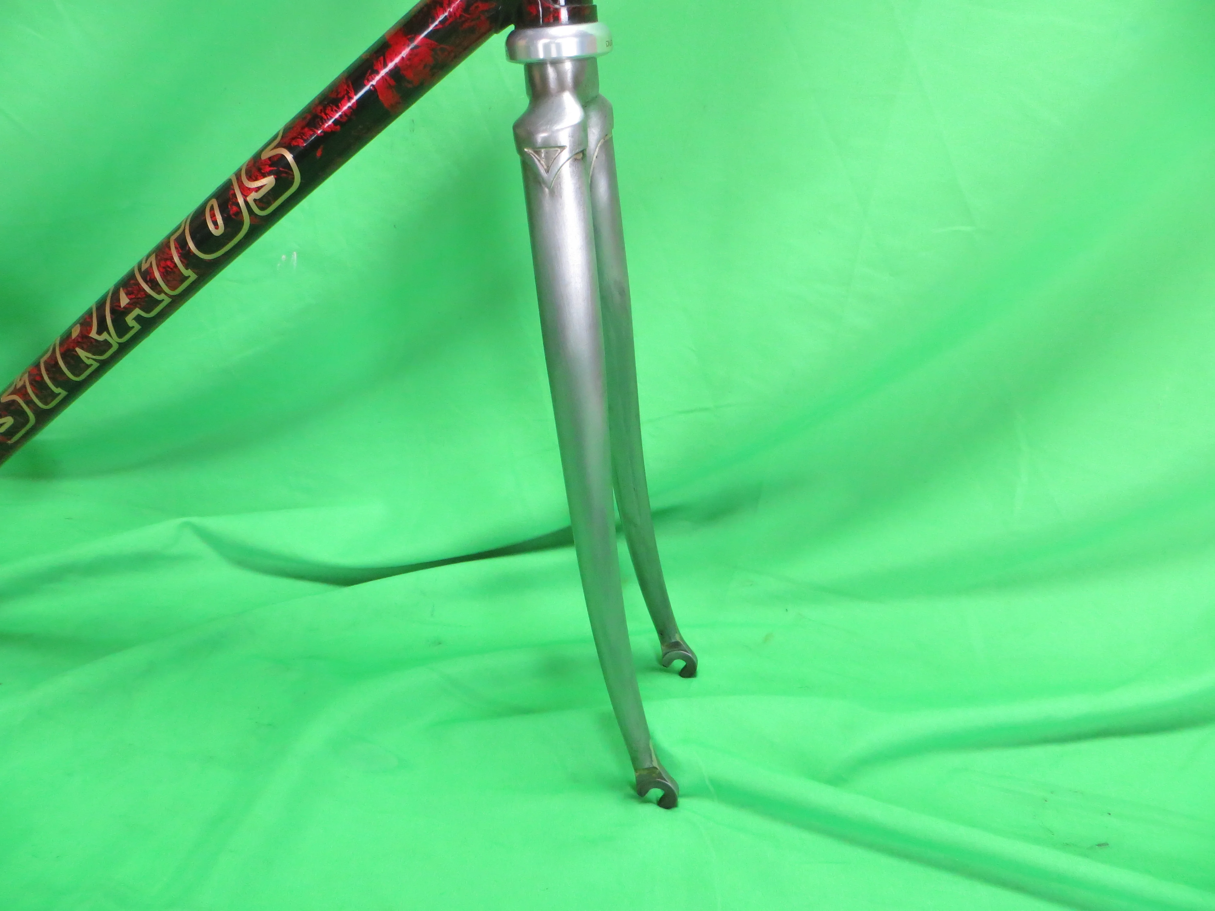 Stratos / Red Black Marble with Unpainted Fork / 50cm - Image 10