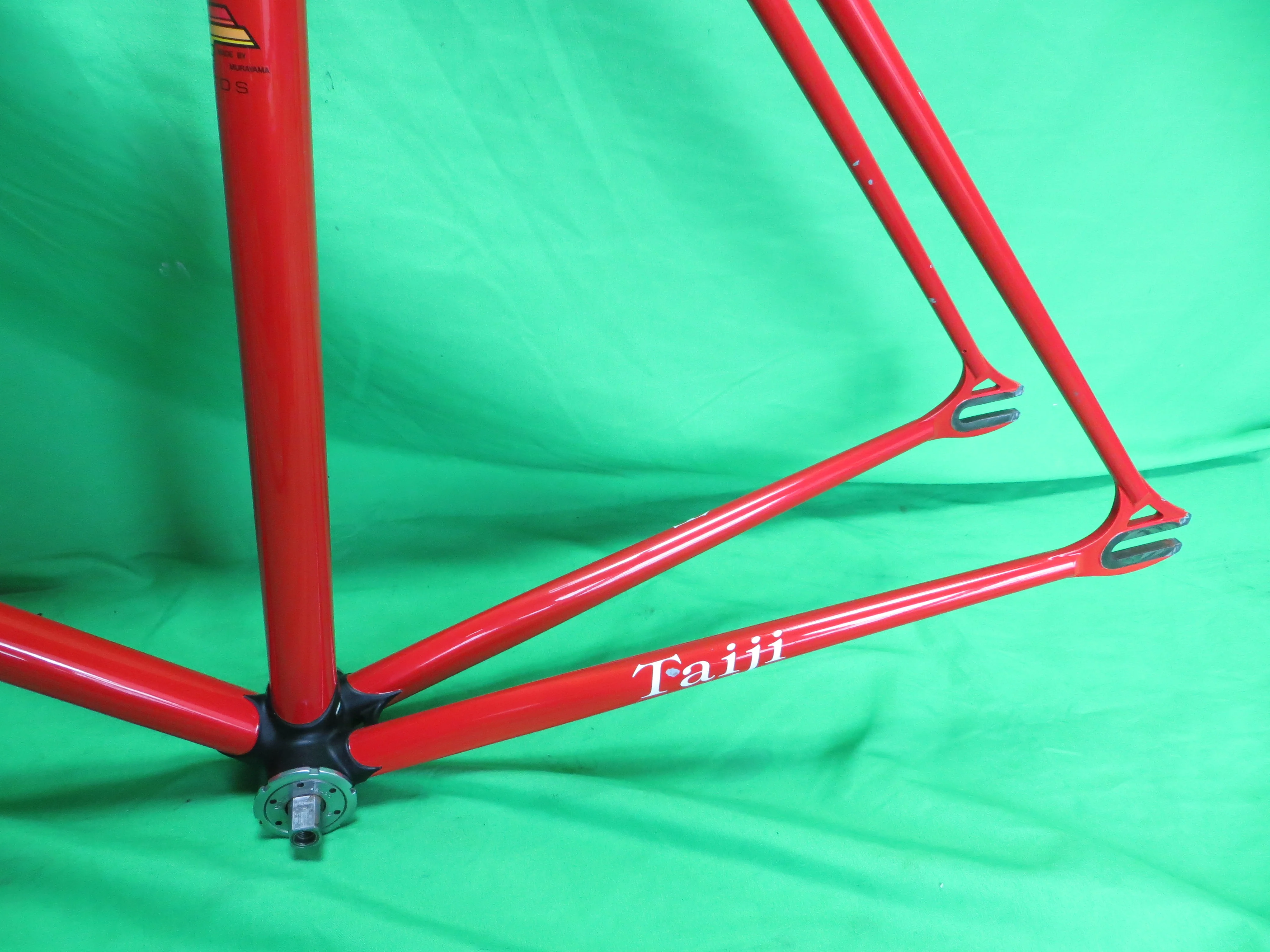 Stratos  // Red / Black Two Tone // 52.5cm - Image 7