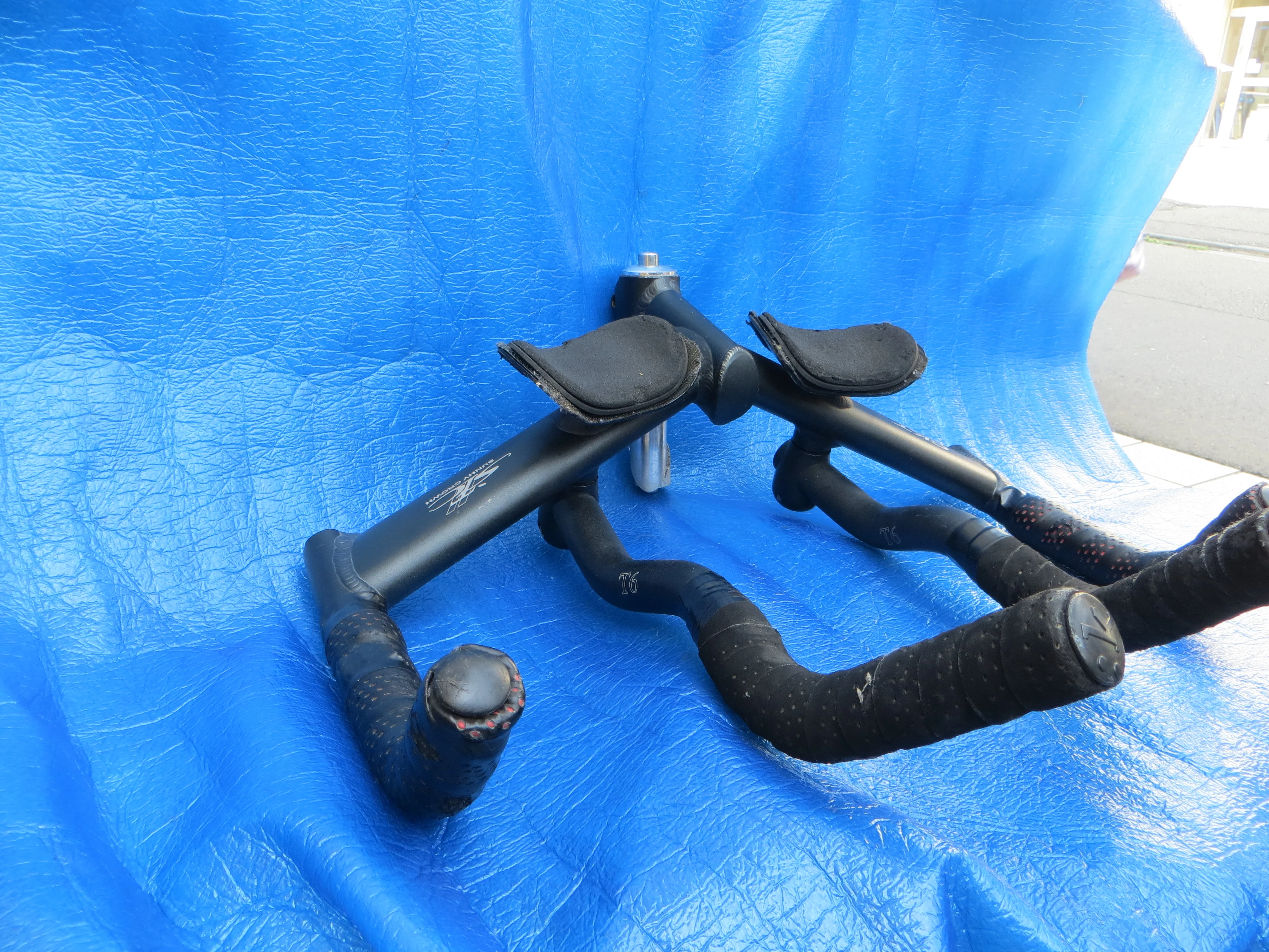 Sunny Crown Aluminium TT Aero Handlebars 40cm + Stem extension adapter 22.2mm (25032602) - Image 2