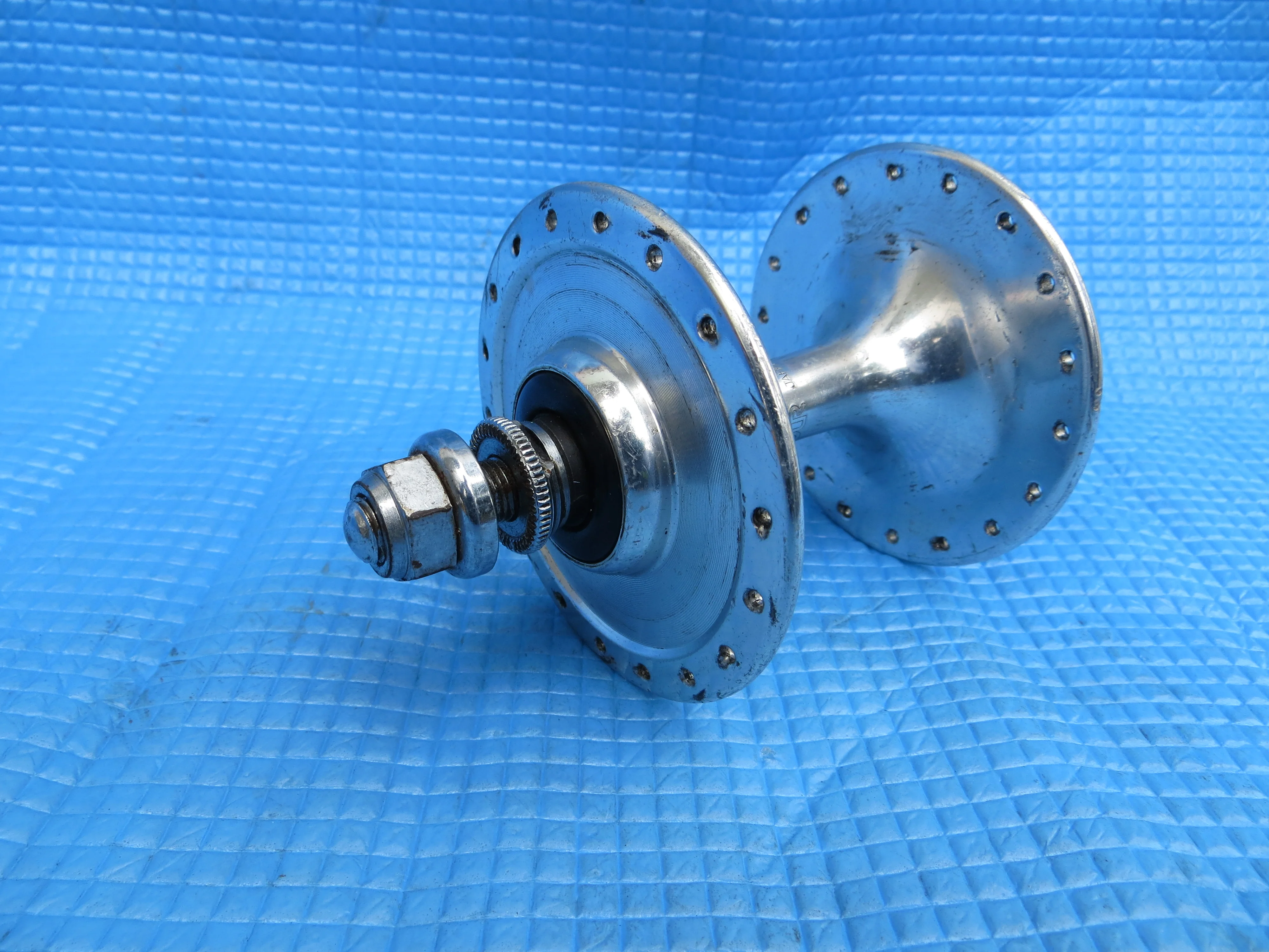 SunTour Superbe Pro 36H NJS Front Hub 8mm   (22100911) - Image 3