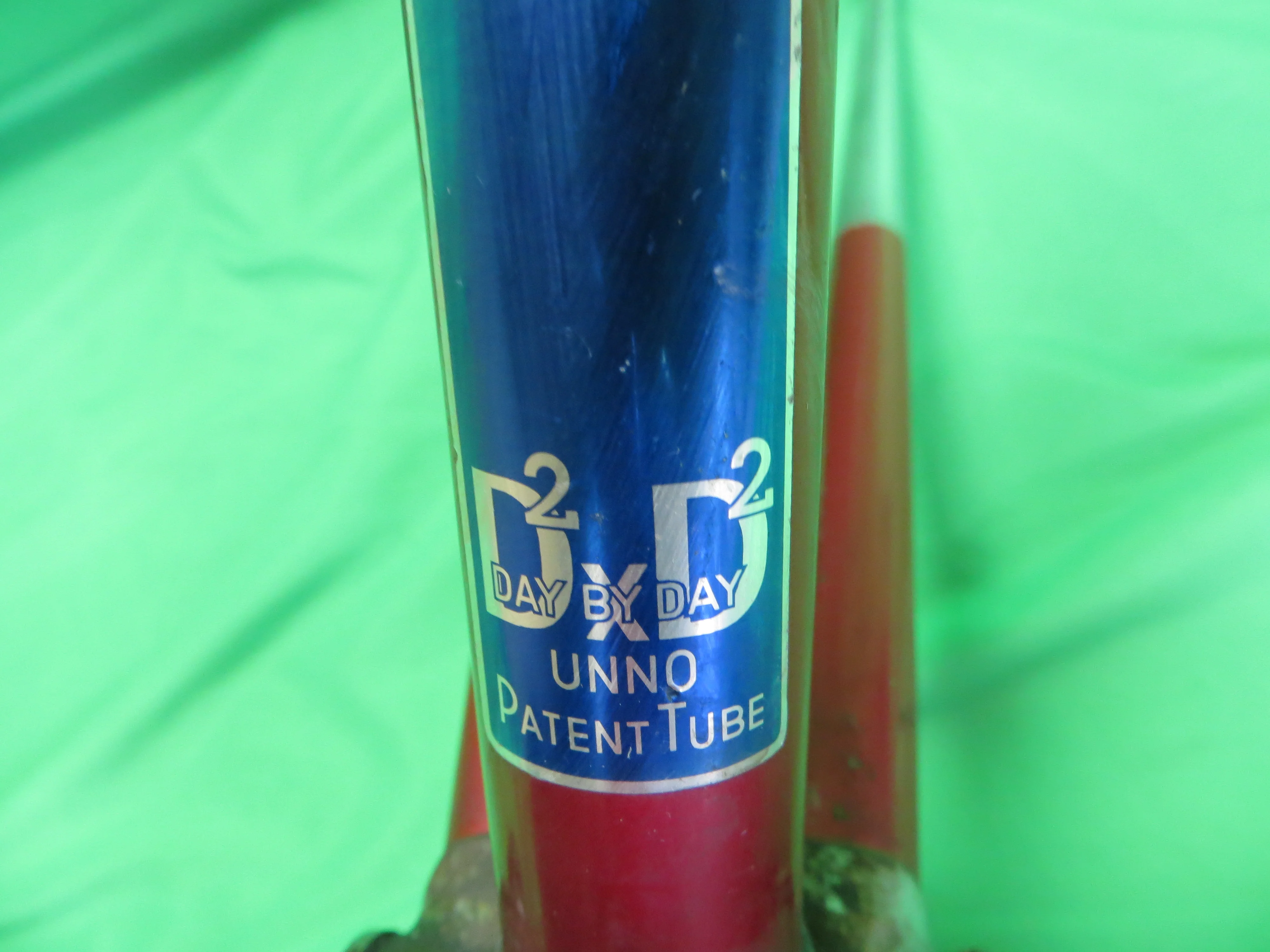 Super Rare! Vintage 1973 Katakura Silk // Candy Red/ Chrome Plated // 51cm - Image 9