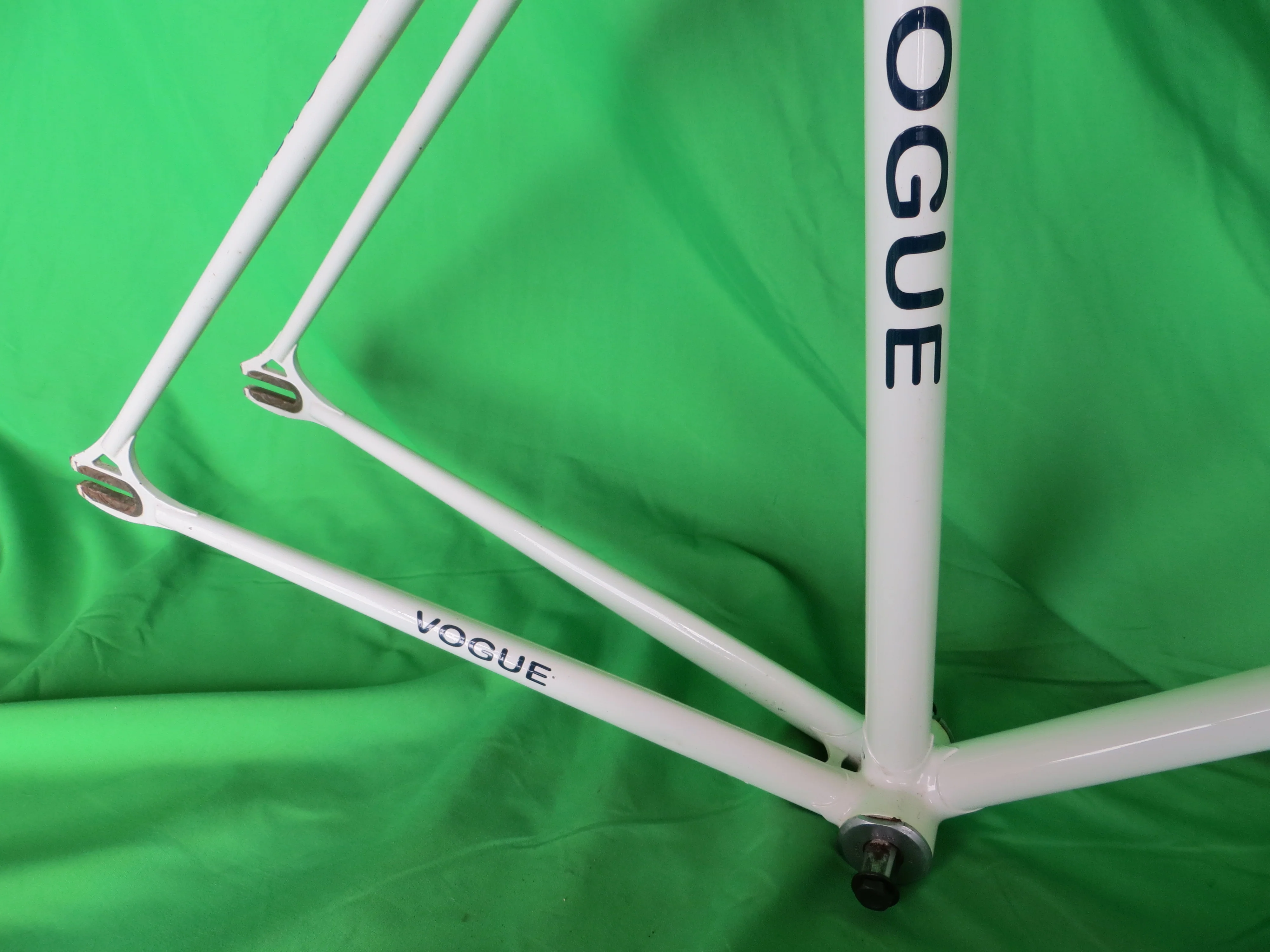 VOGUE // White // 50cm - Image 14
