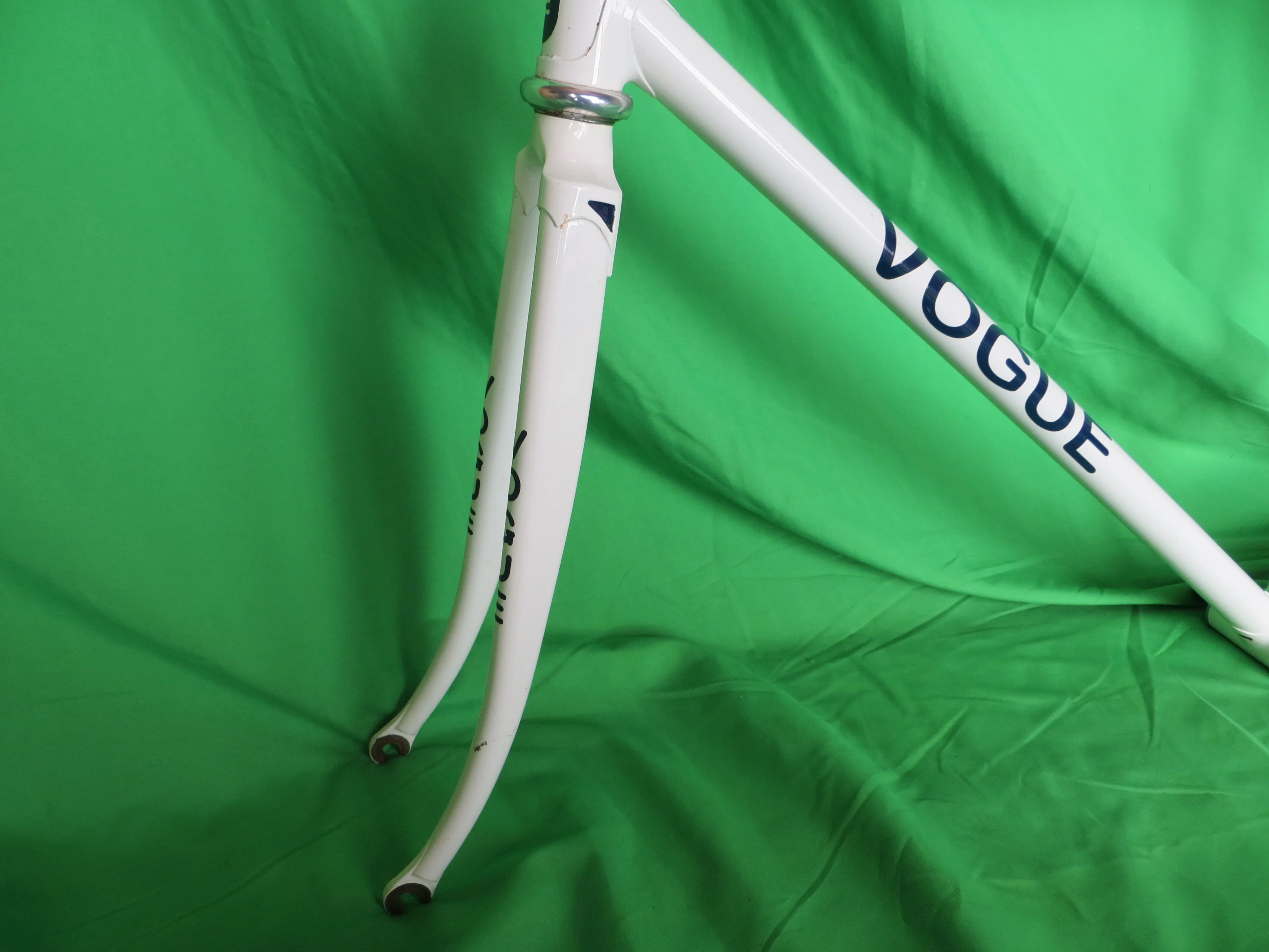 VOGUE // White // 50cm - Image 3
