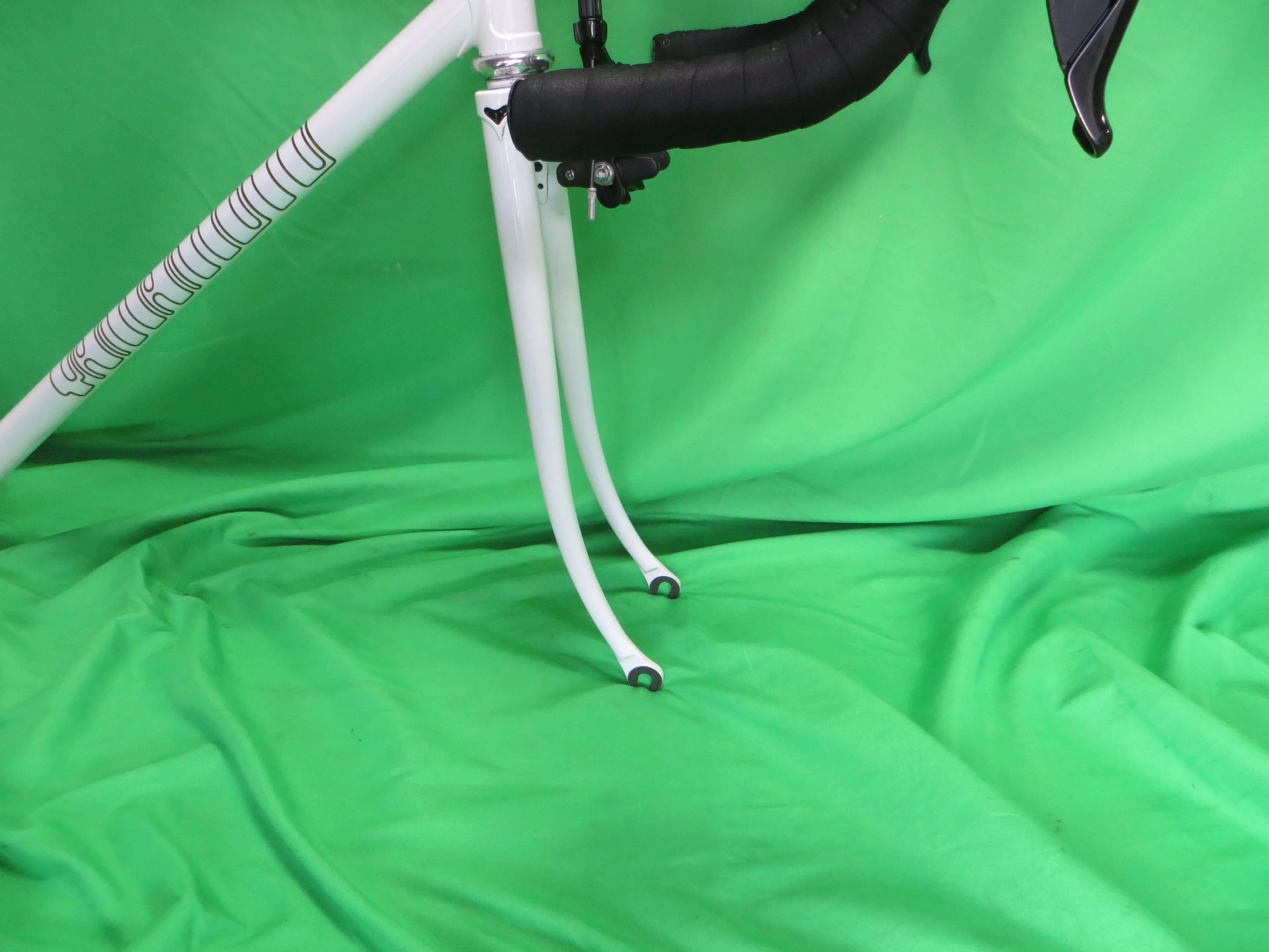 Yamamoto Drilled For Brakes // White // 53.5cm + Shiamano 105 Brakes - Image 15